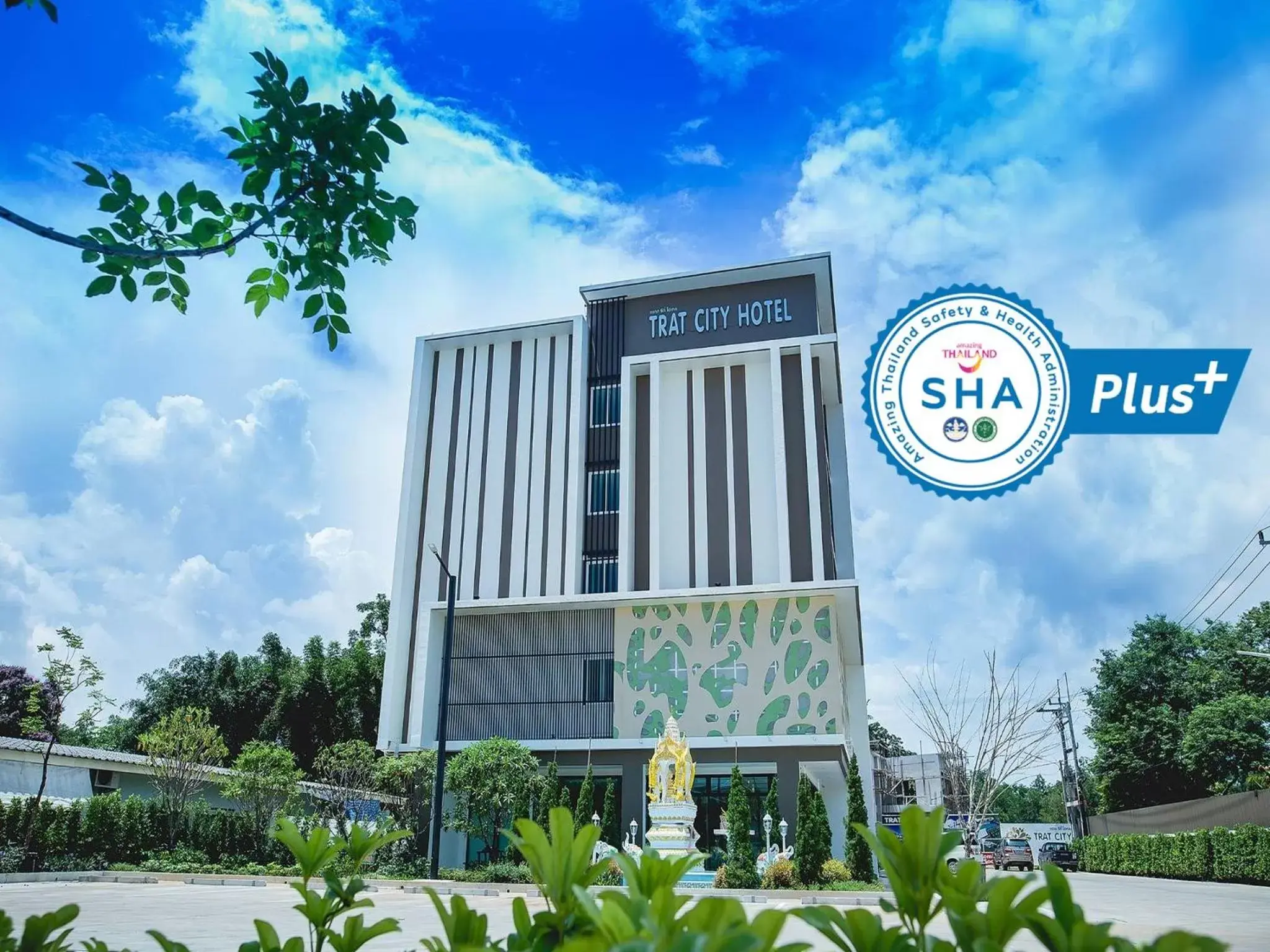 Property Building in Trat City Hotel