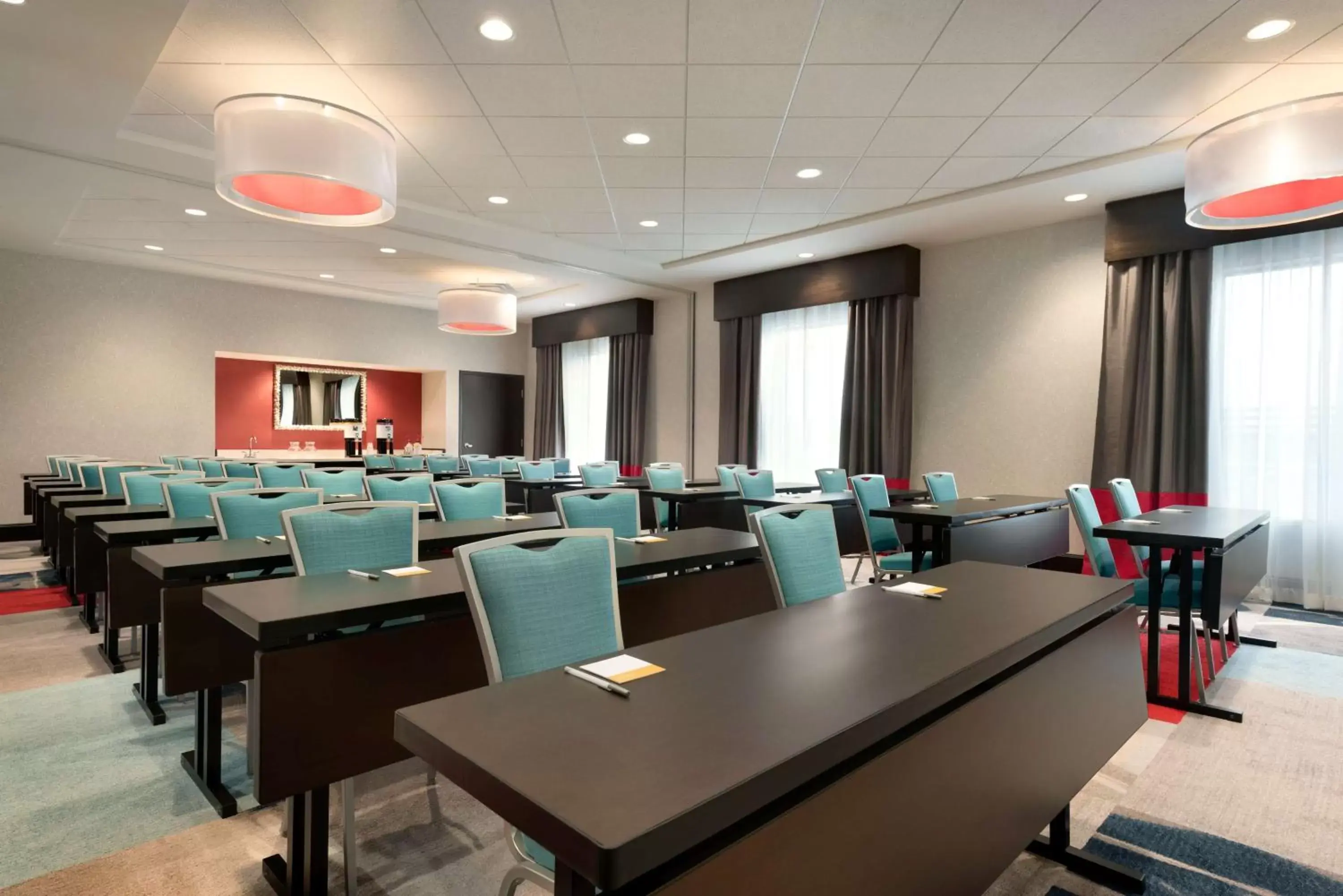 Meeting/conference room in Hampton Inn by Hilton Spring Hill, TN