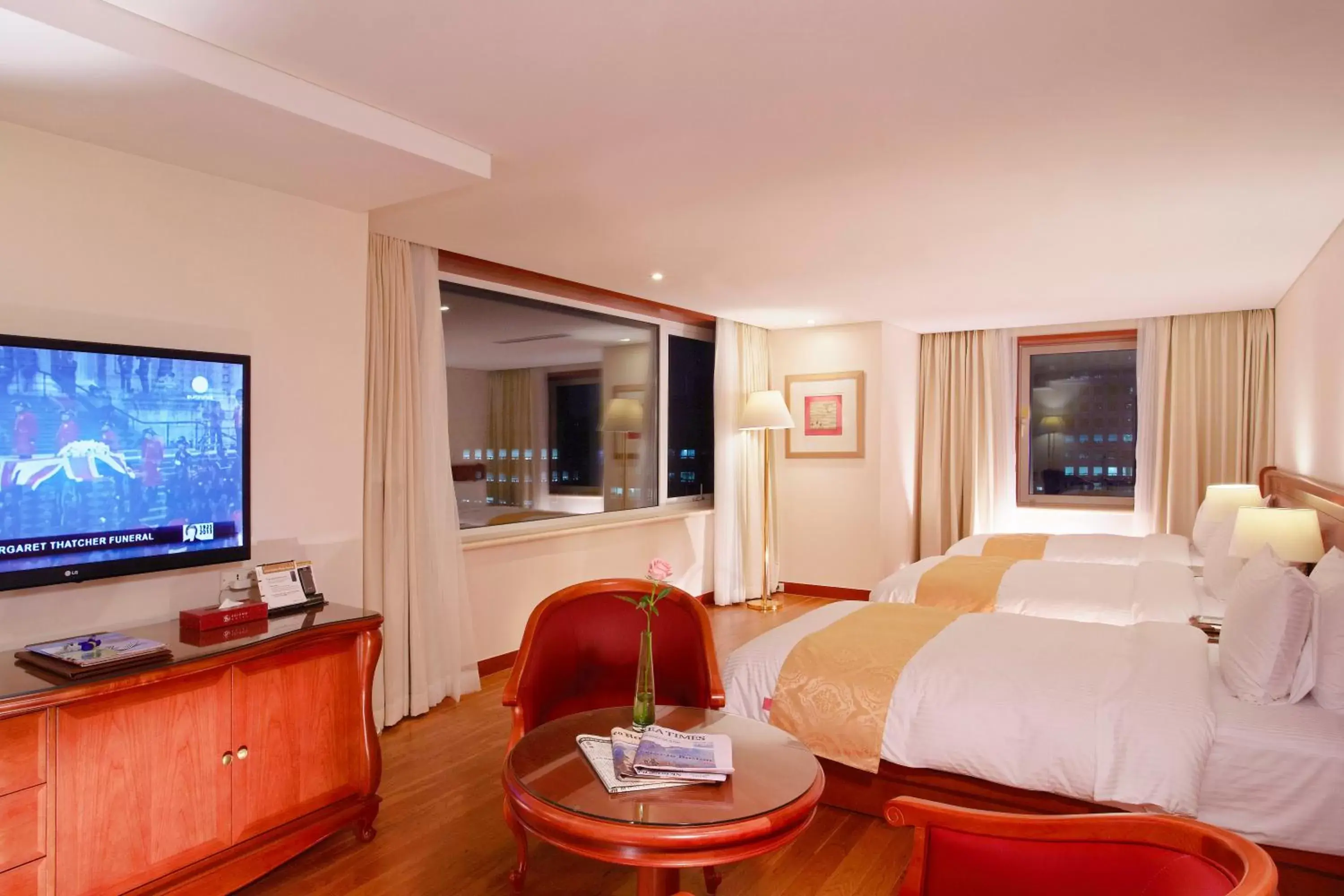 Photo of the whole room, TV/Entertainment Center in Sejong Hotel Seoul Myeongdong