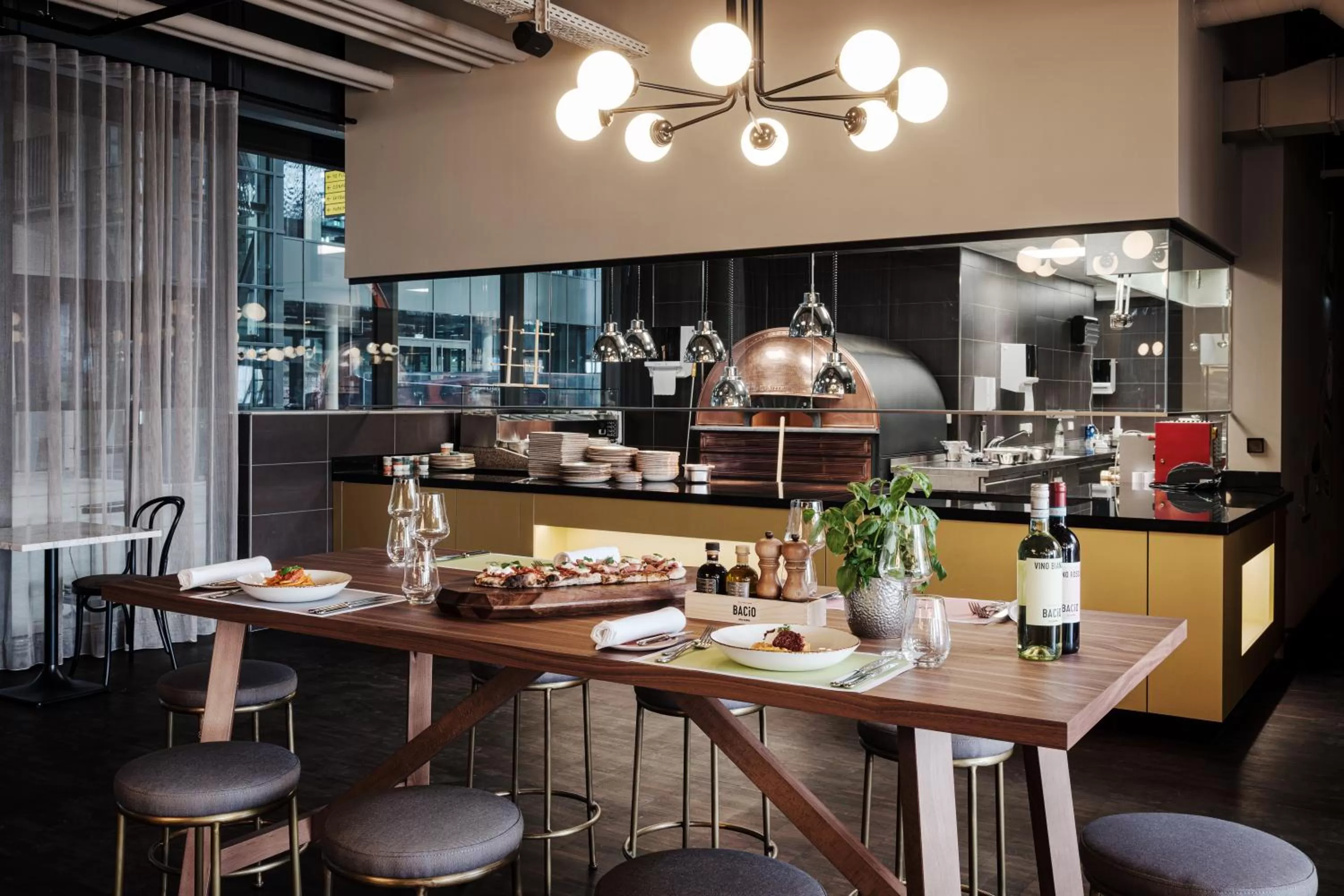 Restaurant/places to eat in AMERON München Motorworld