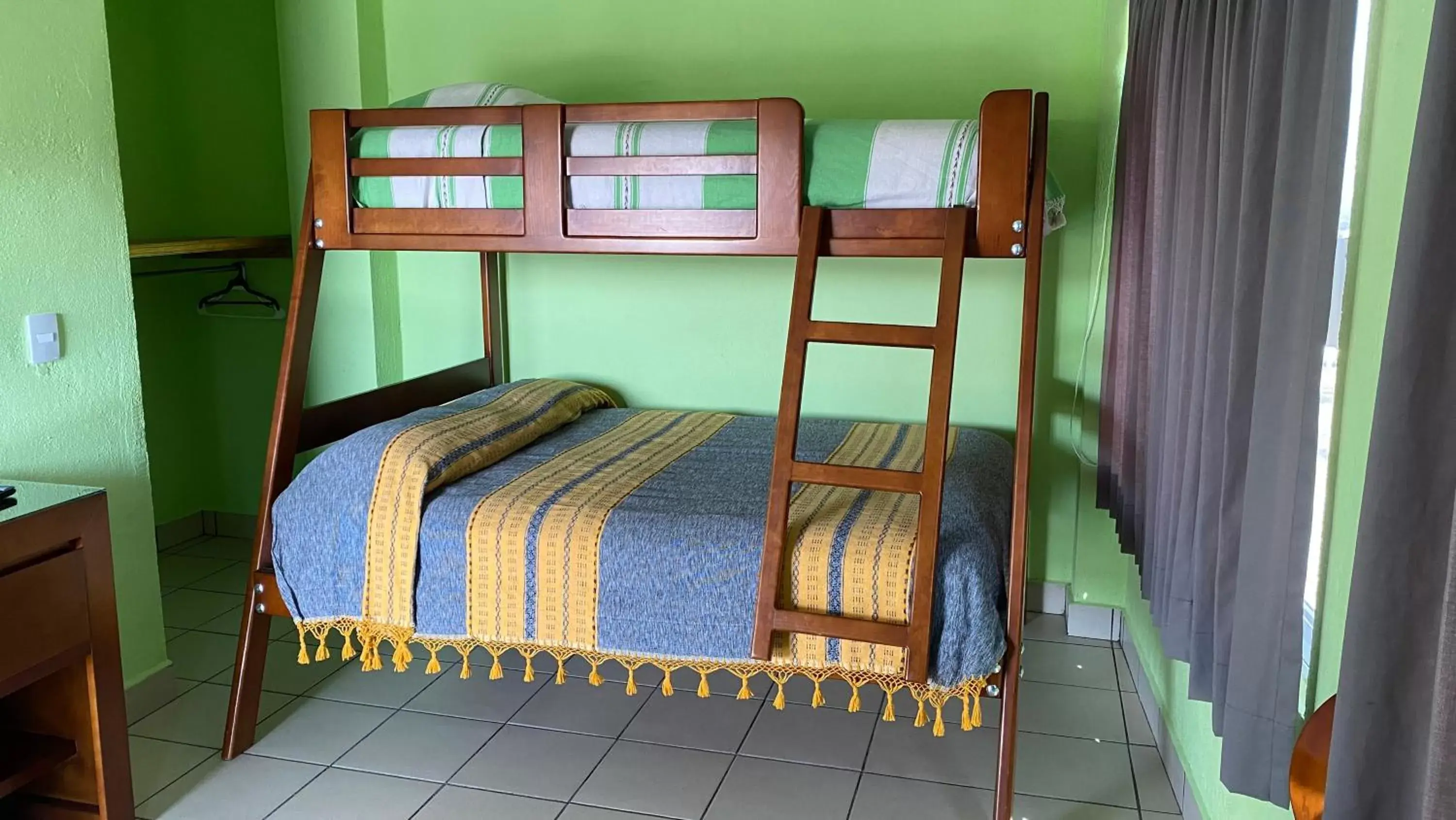 Bunk Bed in Casa LEONOR