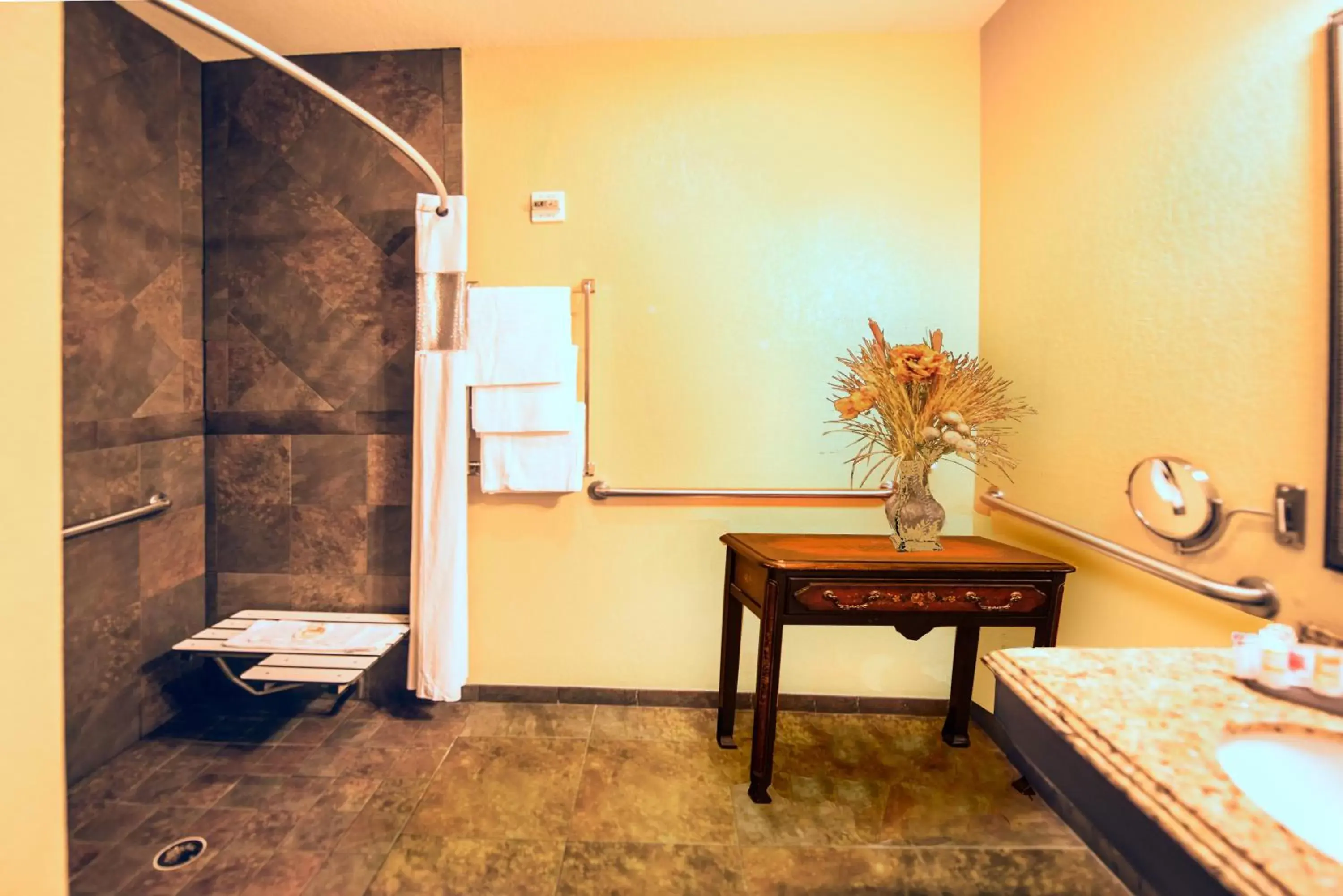 Bathroom in La Quinta by Wyndham Marble Falls