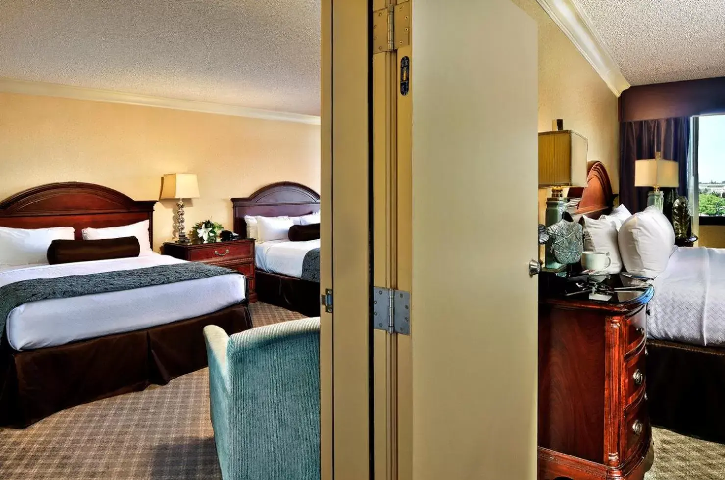 Photo of the whole room in Crowne Plaza Hotel Portland-Downtown Convention Center, an IHG Hotel