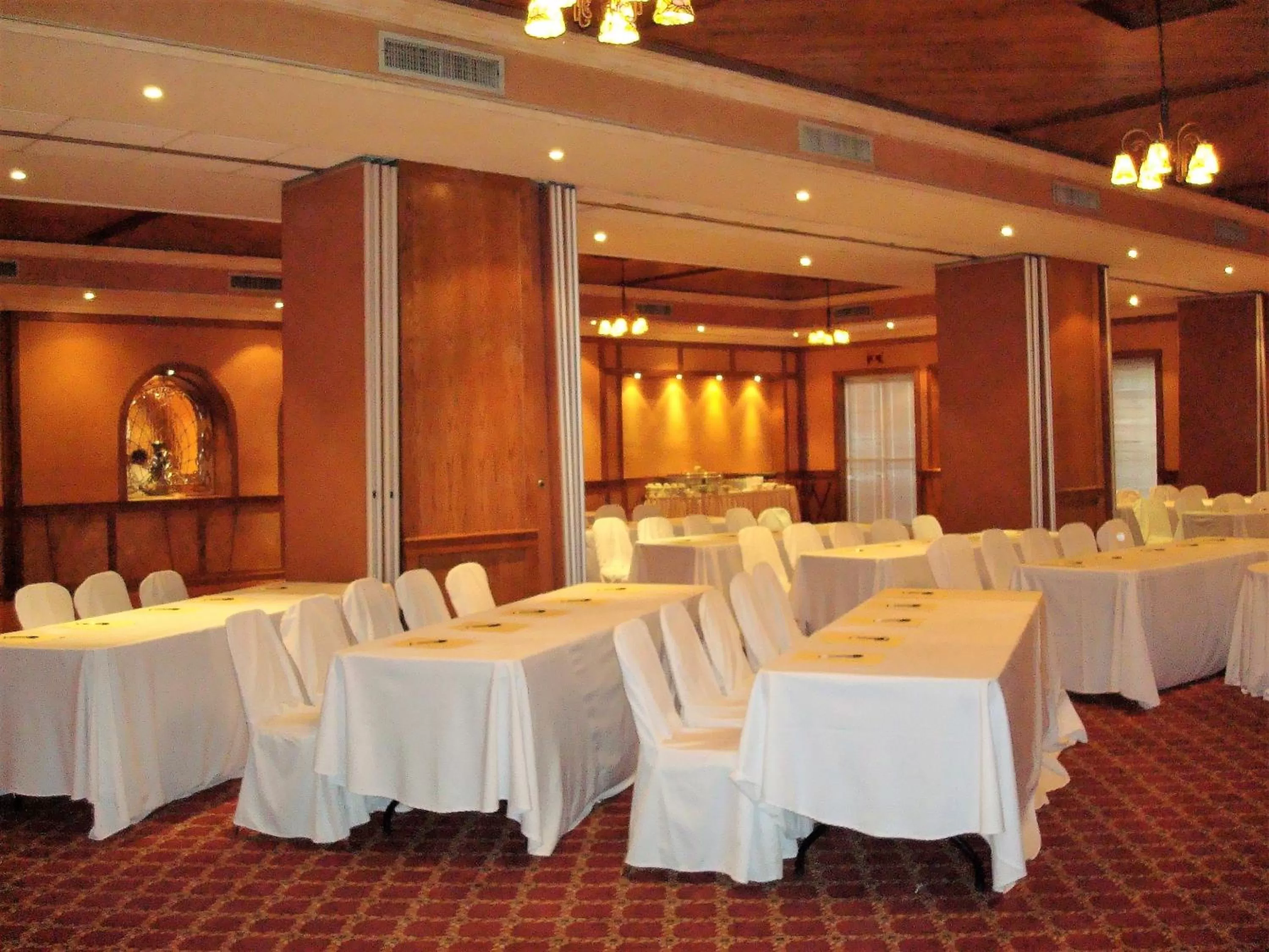 Meeting/conference room in Best Western Hotel Posada Del Rio Express