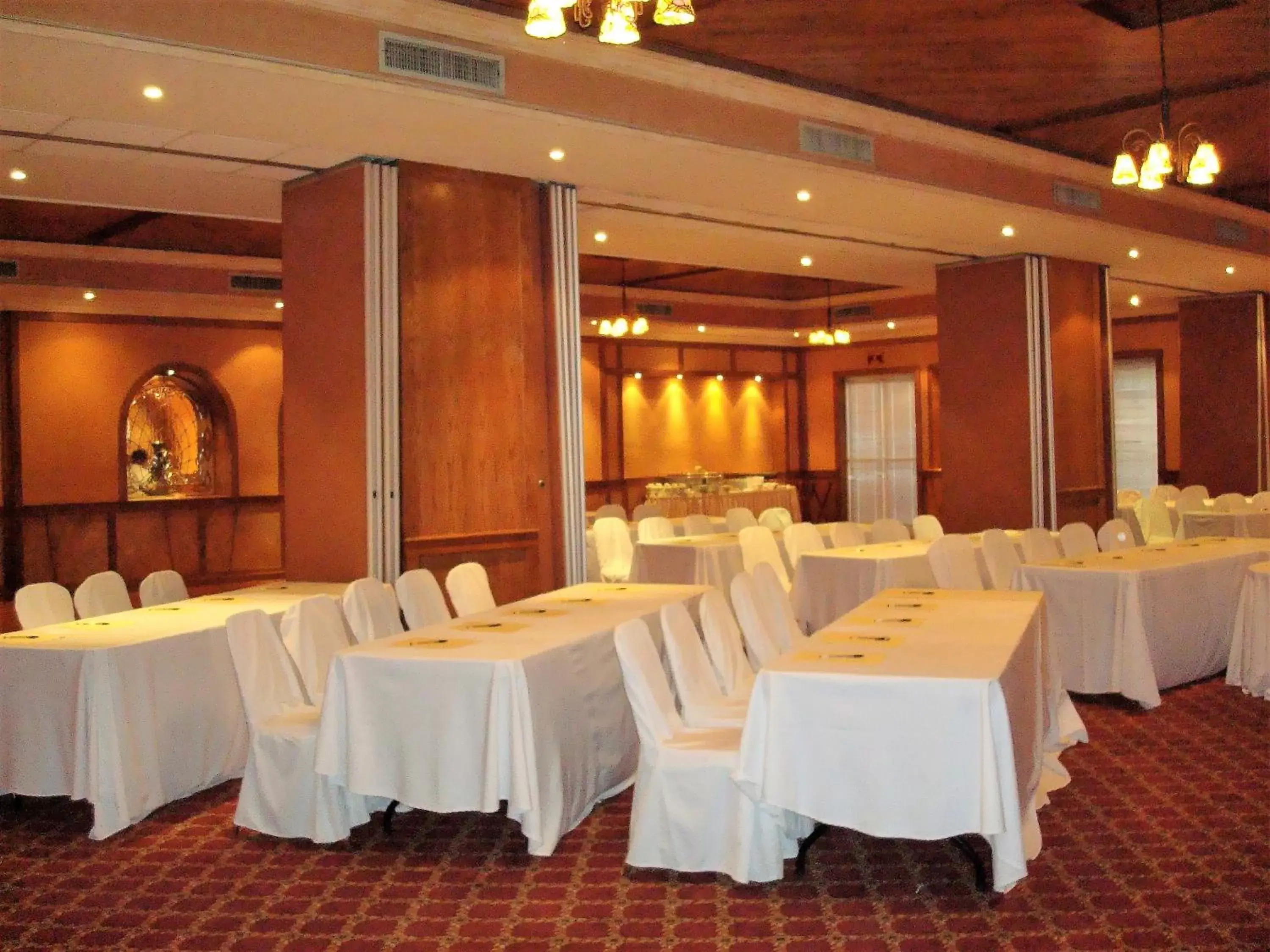 Meeting/conference room, Banquet Facilities in Best Western Hotel Posada Del Rio Express