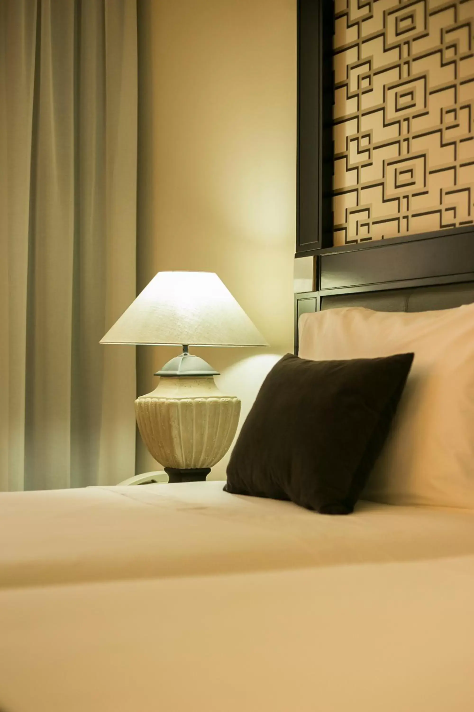 Bedroom, Bed in Hotel Mundial
