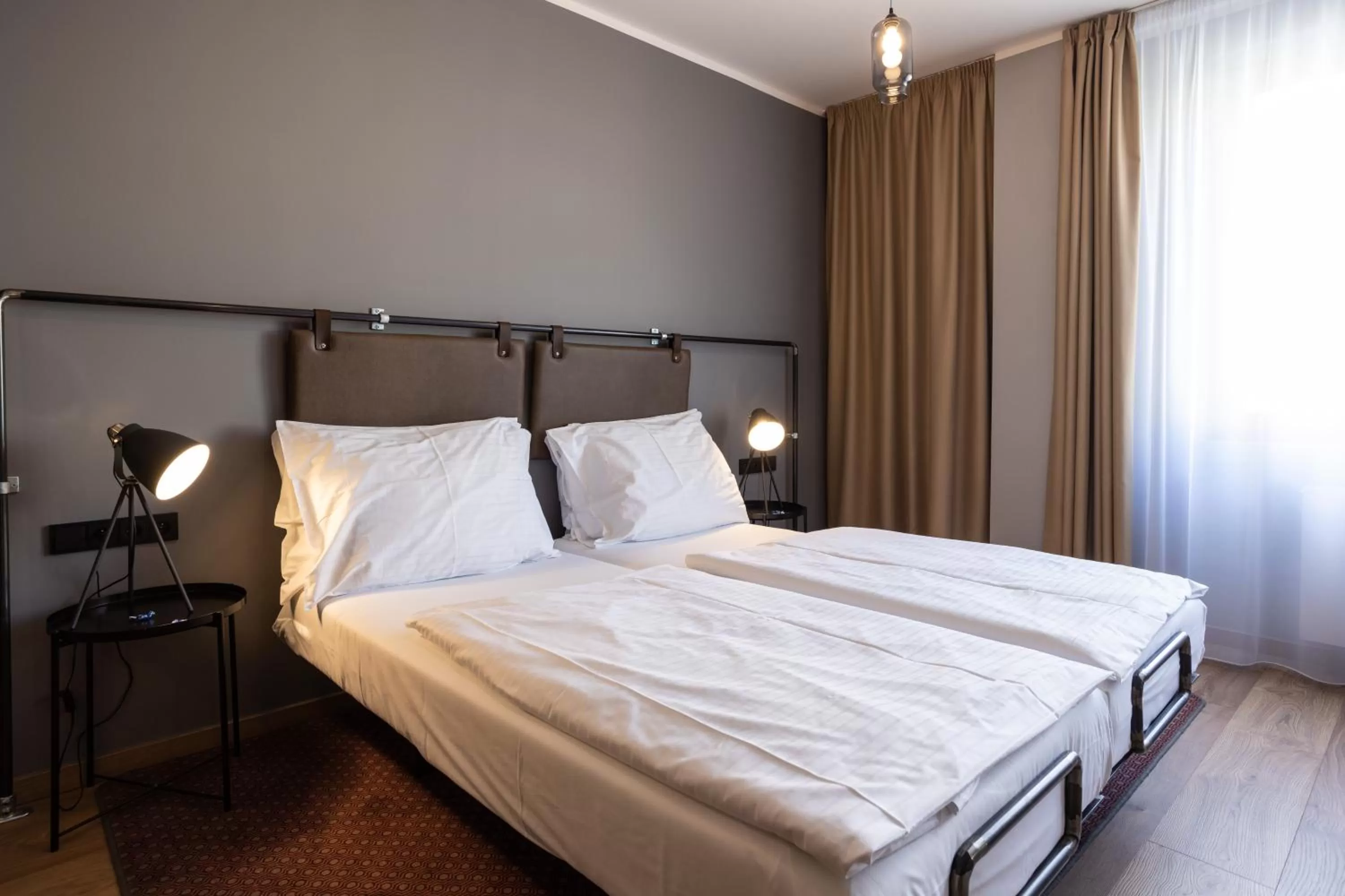 Bed in Miss Sophie's Downtown