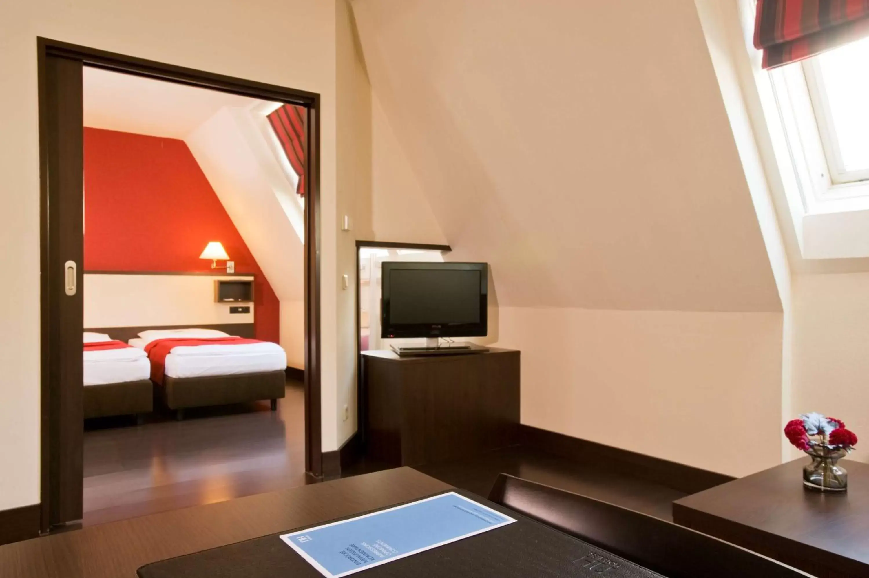 Bedroom, Bed in NH Wien City