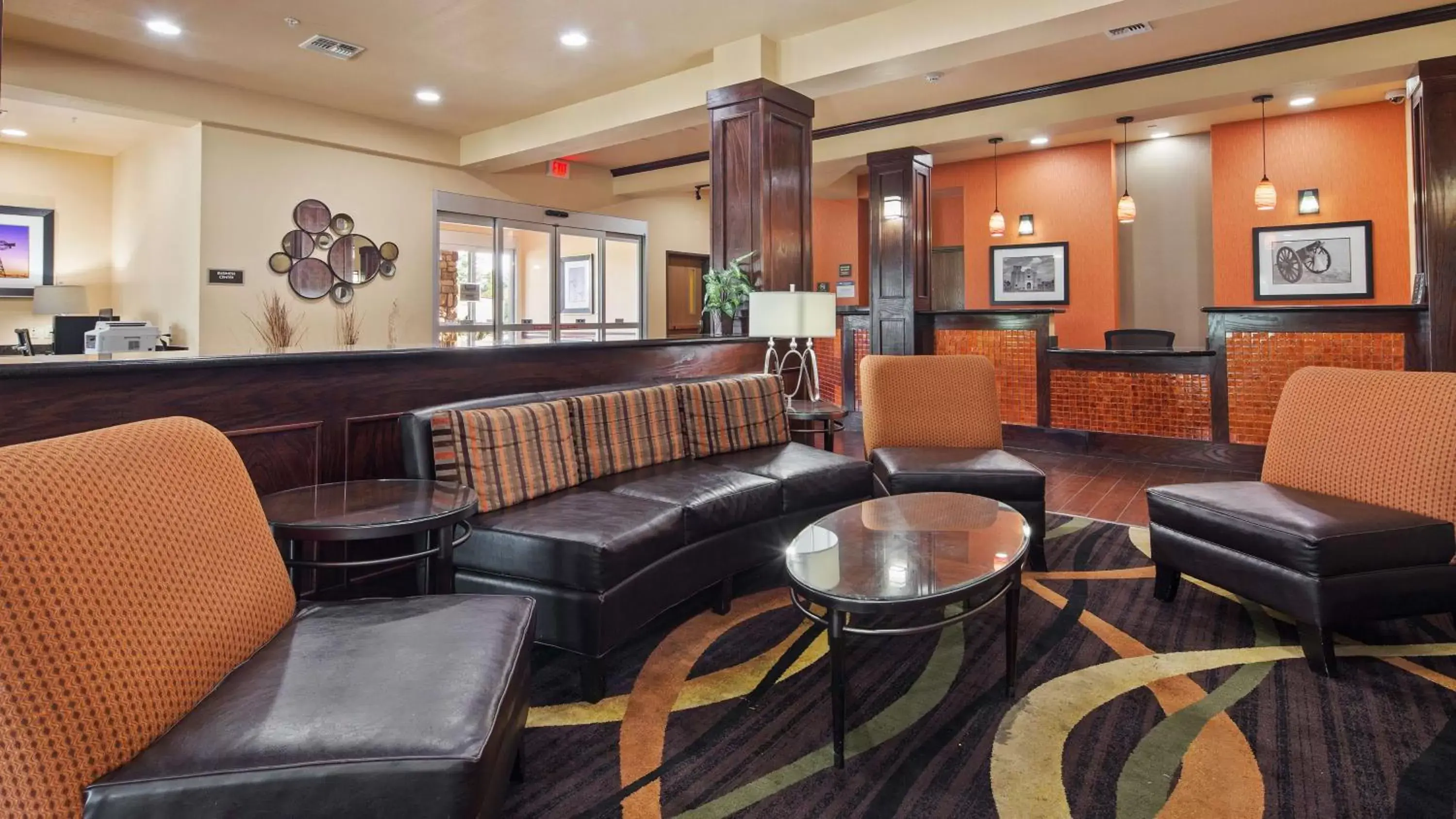 Lobby or reception, Lounge/Bar in Best Western Plus Goliad Inn & Suites