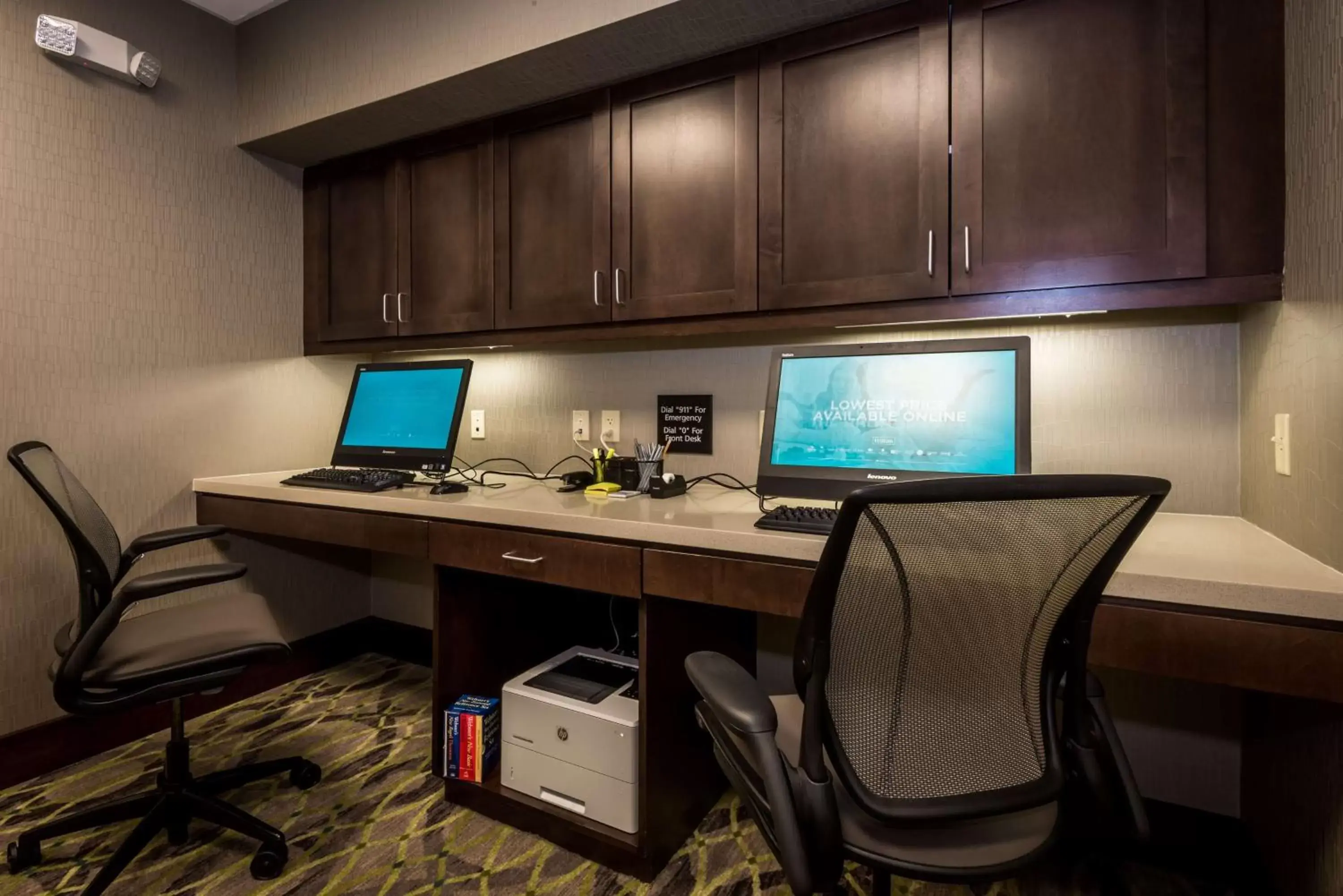 Business facilities, Business Area/Conference Room in Hampton Inn & Suites By Hilton Hammond, In