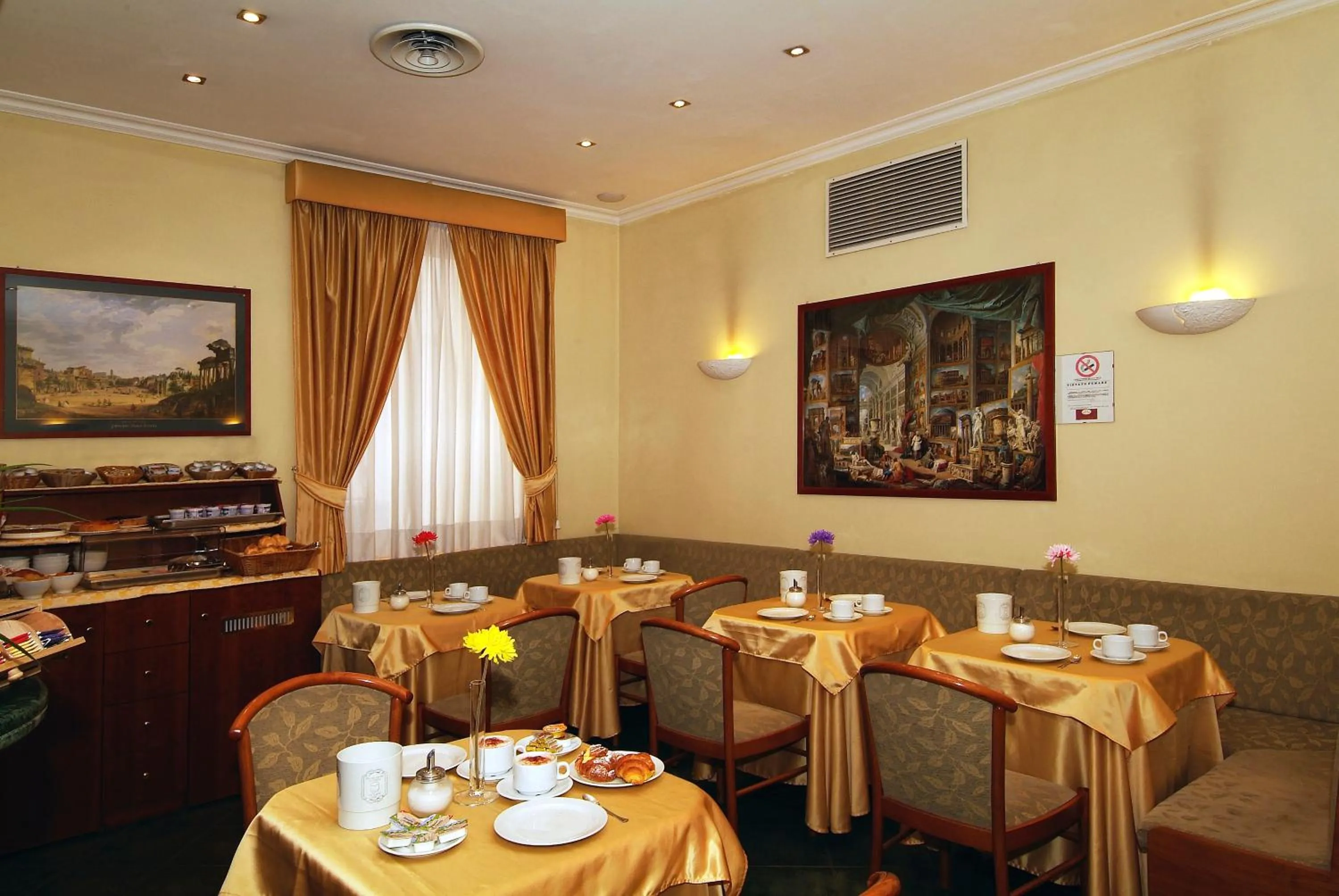 Restaurant/places to eat in Hotel Argentina
