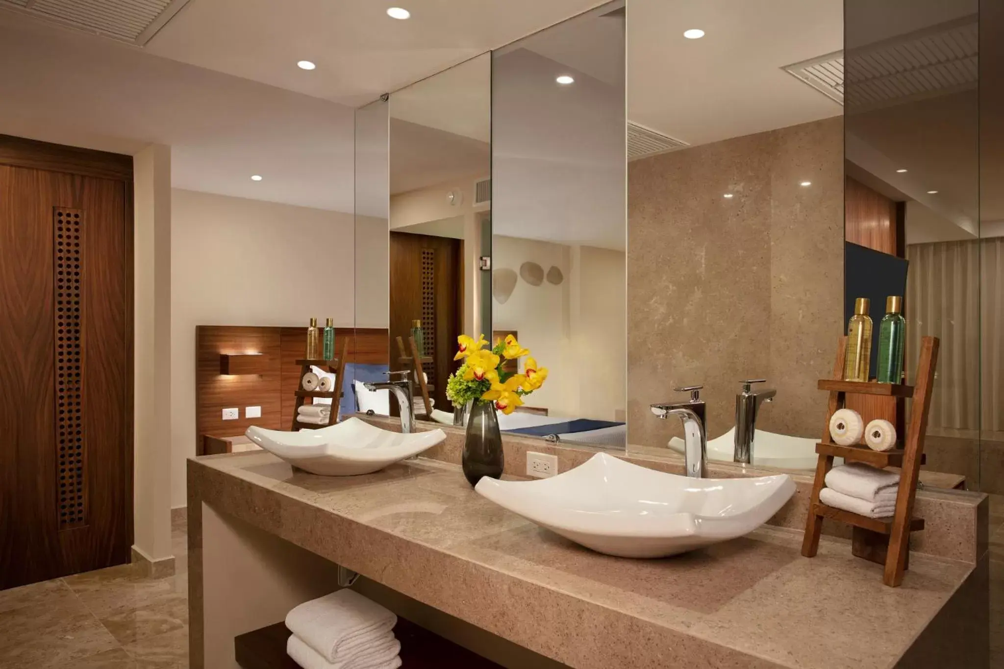 Bathroom in Dreams Sands Cancun Resort & Spa