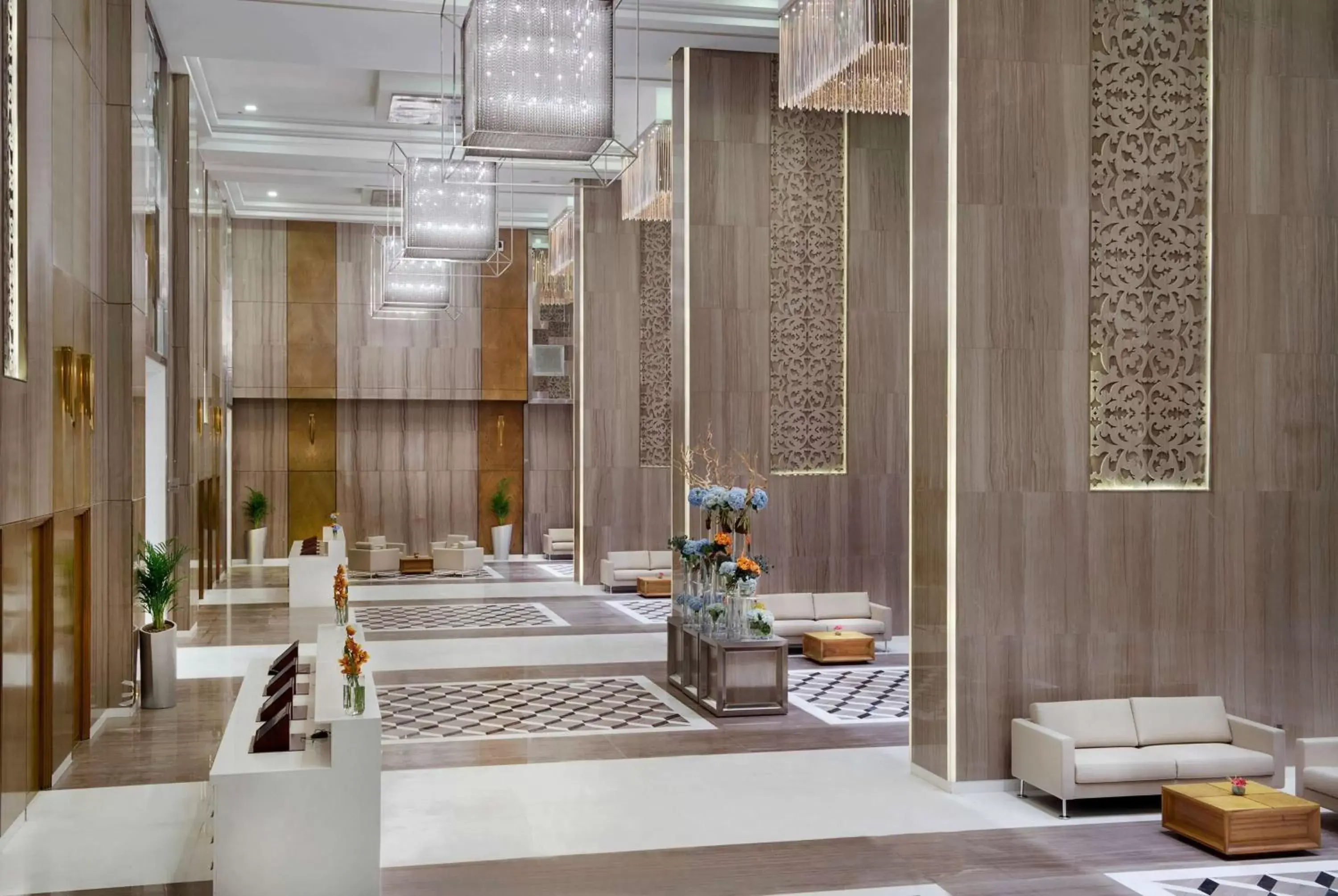 Lobby or reception, Restaurant/Places to Eat in Wyndham Doha West Bay