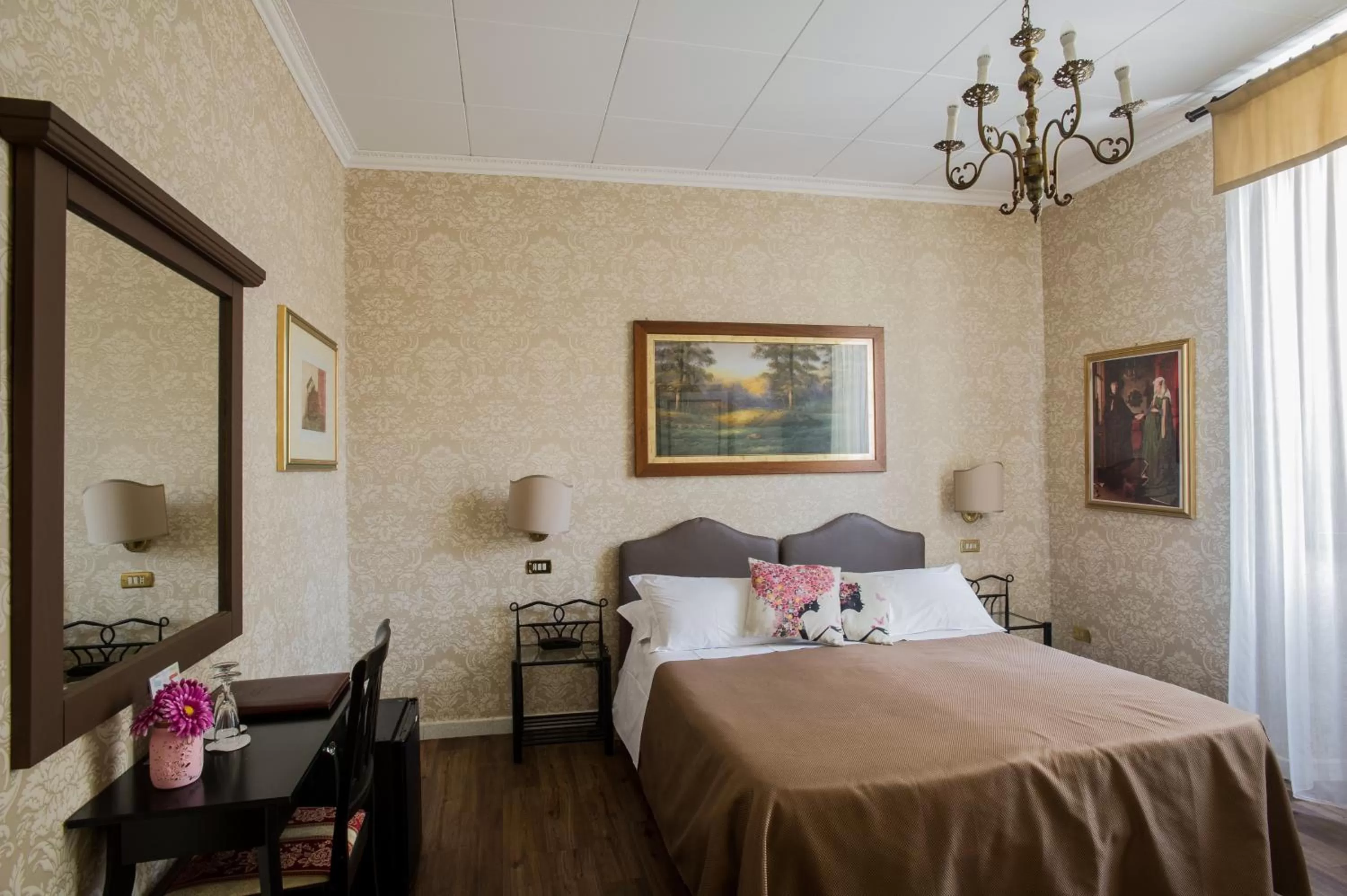 Bed in Hotel Residenza In Farnese