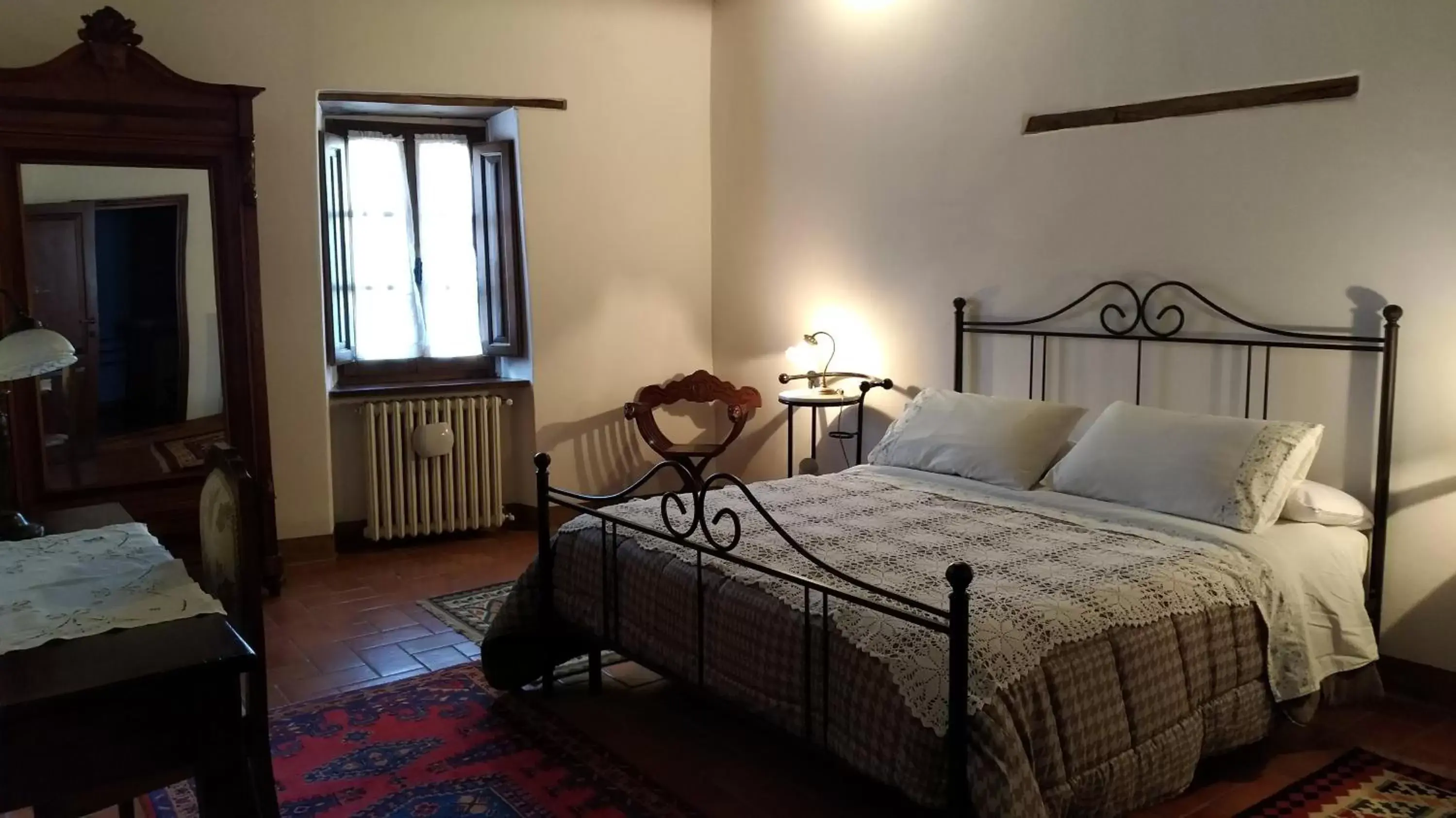 Bedroom, Bed in Villa La Nussa