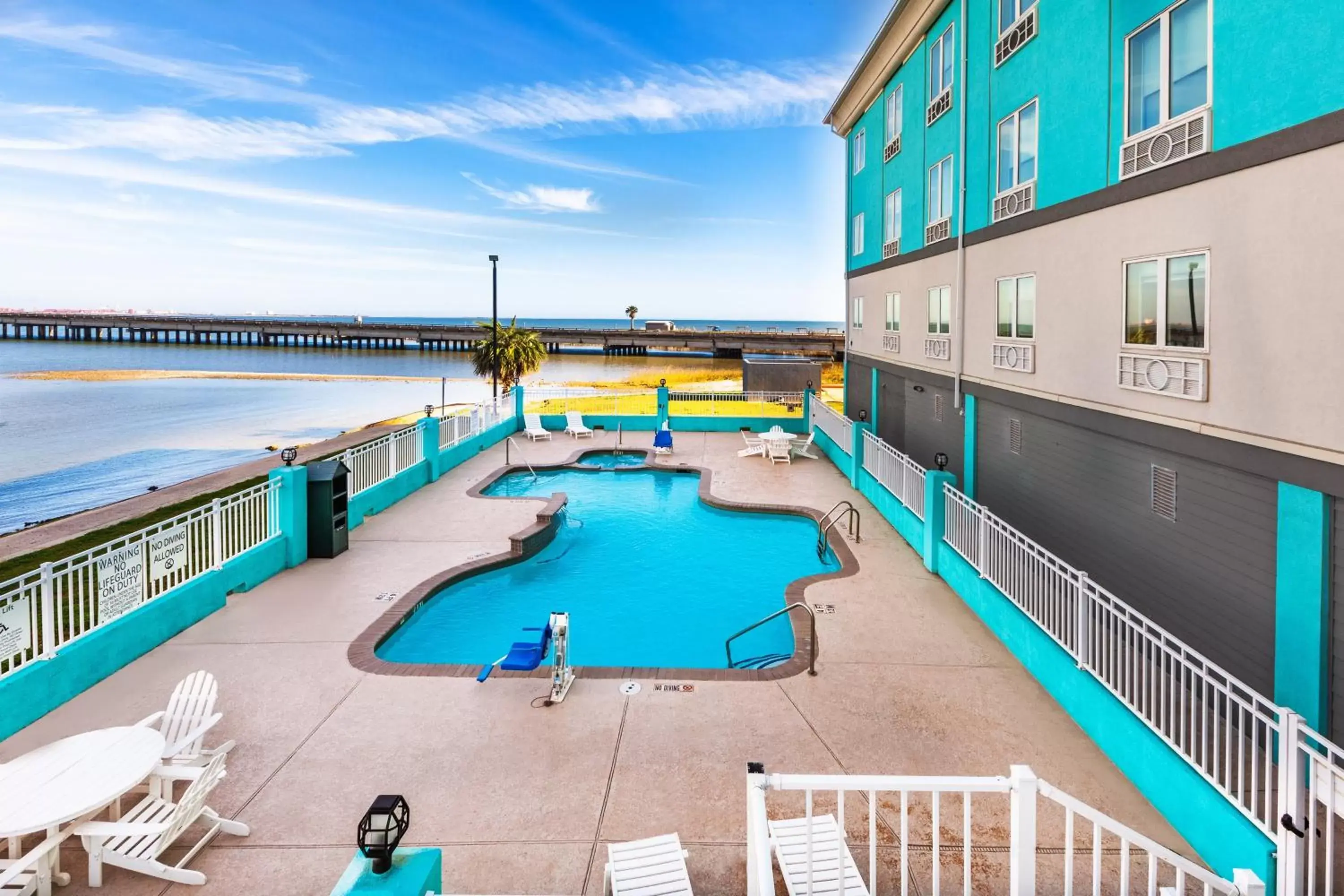 Swimming pool in Holiday Inn Express Port Lavaca by IHG Swimming pool in Holiday Inn Express Port Lavaca by IHG