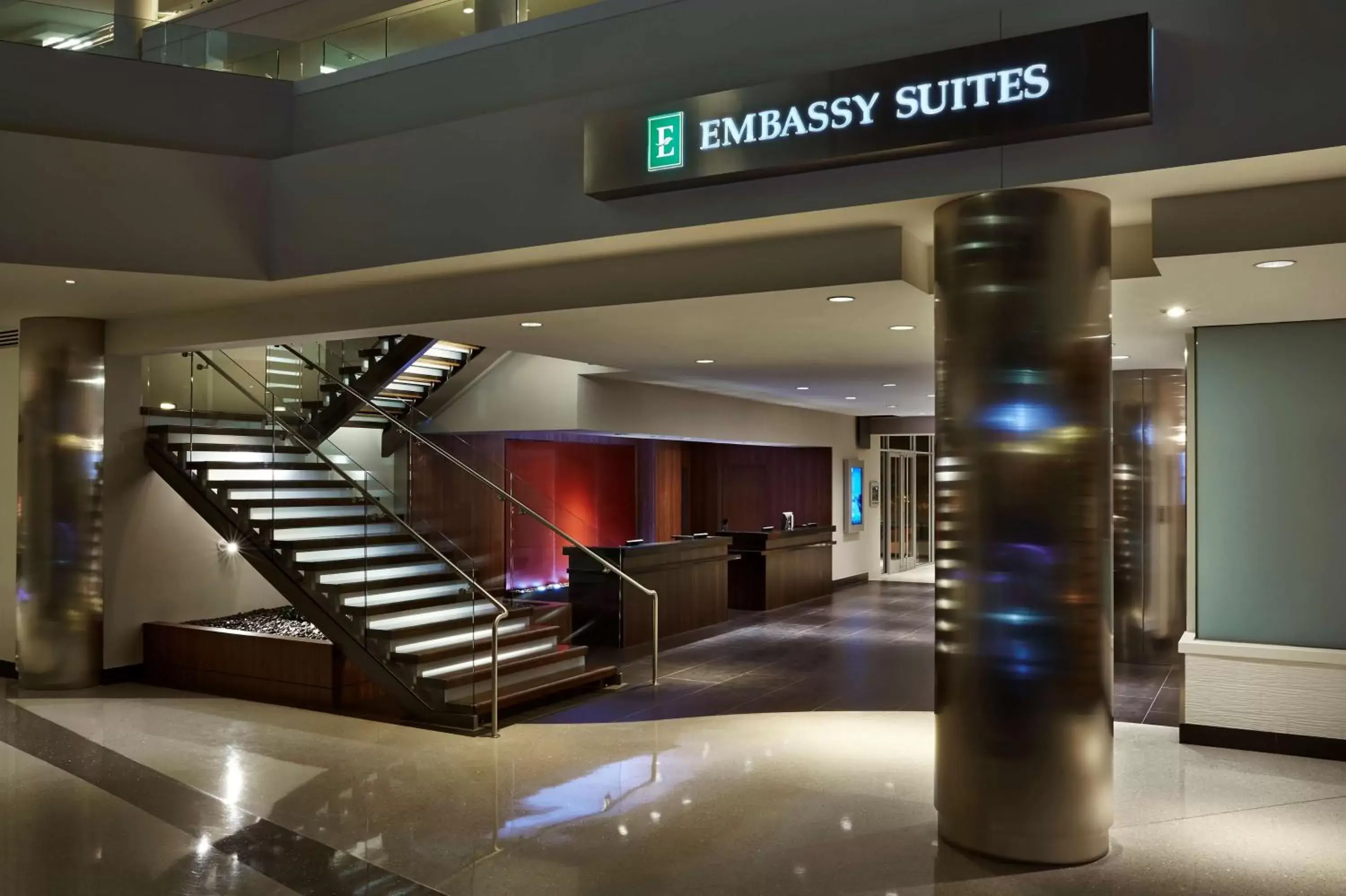 Lobby or reception, Lobby/Reception in Embassy Suites by Hilton Washington DC Chevy Chase Pavilion