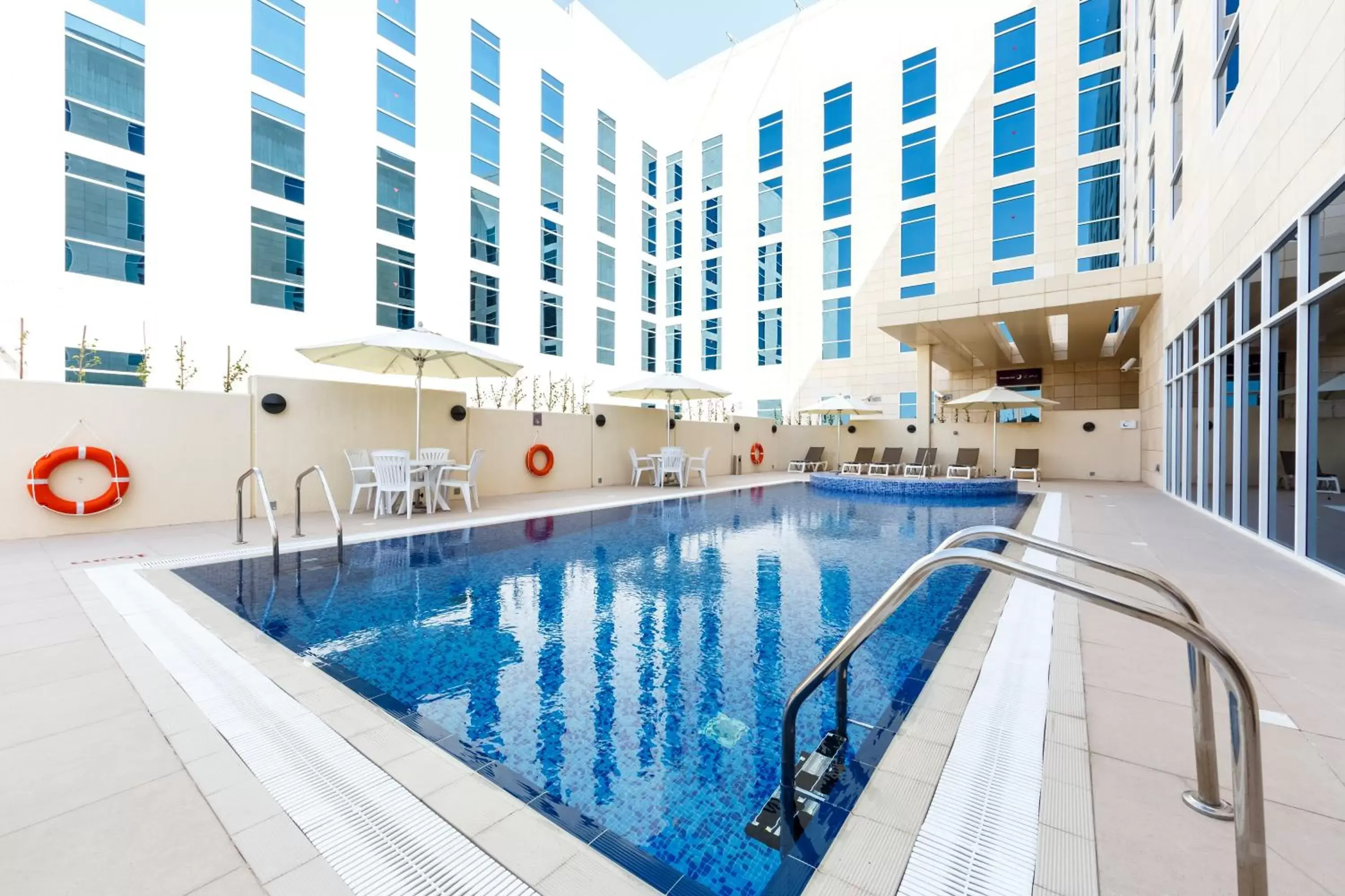 Swimming pool in Premier Inn Doha Education City Swimming pool in Premier Inn Doha Education City