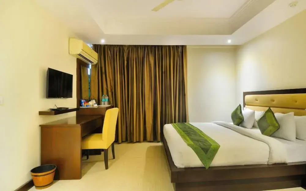 Bed in Zenith Hotel - Delhi Airport