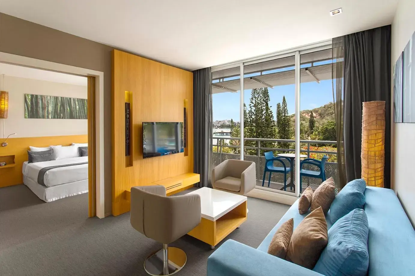 Day, Bed in Chateau Royal Beach Resort & Spa, Noumea Day, Bed in Chateau Royal Beach Resort & Spa, Noumea