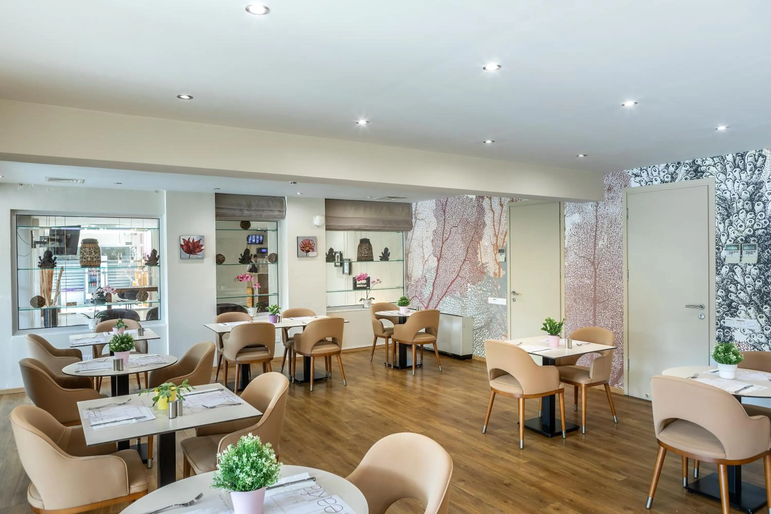 Breakfast in Almond Business Hotel