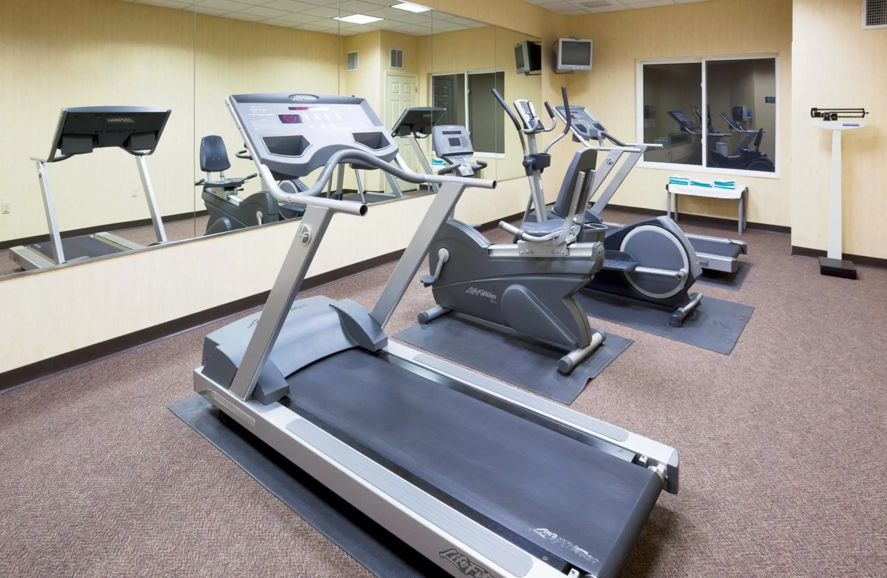 Fitness centre/facilities, Fitness Center/Facilities in Wyndham Garden Otsego-Minneapolis