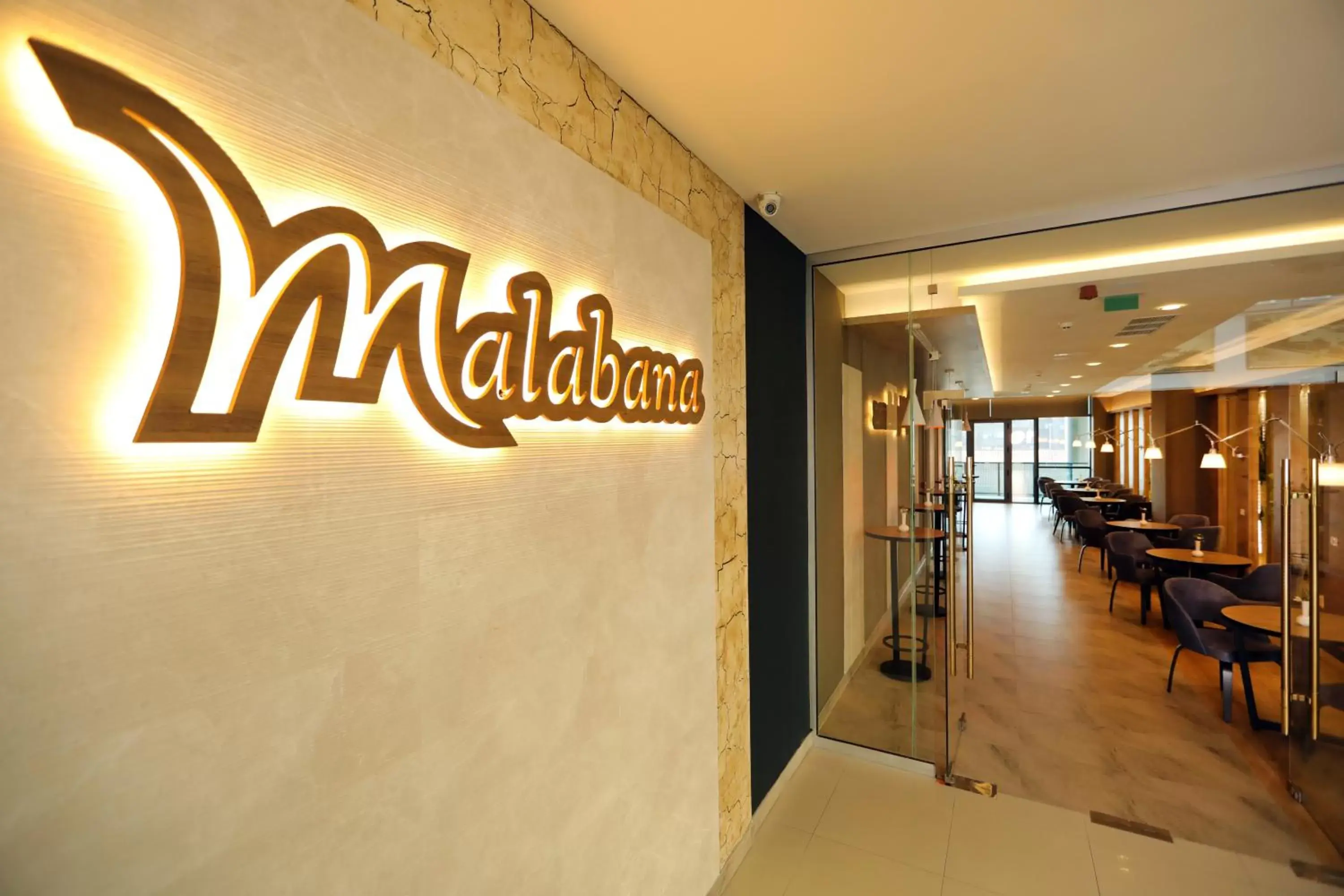 Restaurant/places to eat in Mercure Tetovo Restaurant/places to eat in Mercure Tetovo