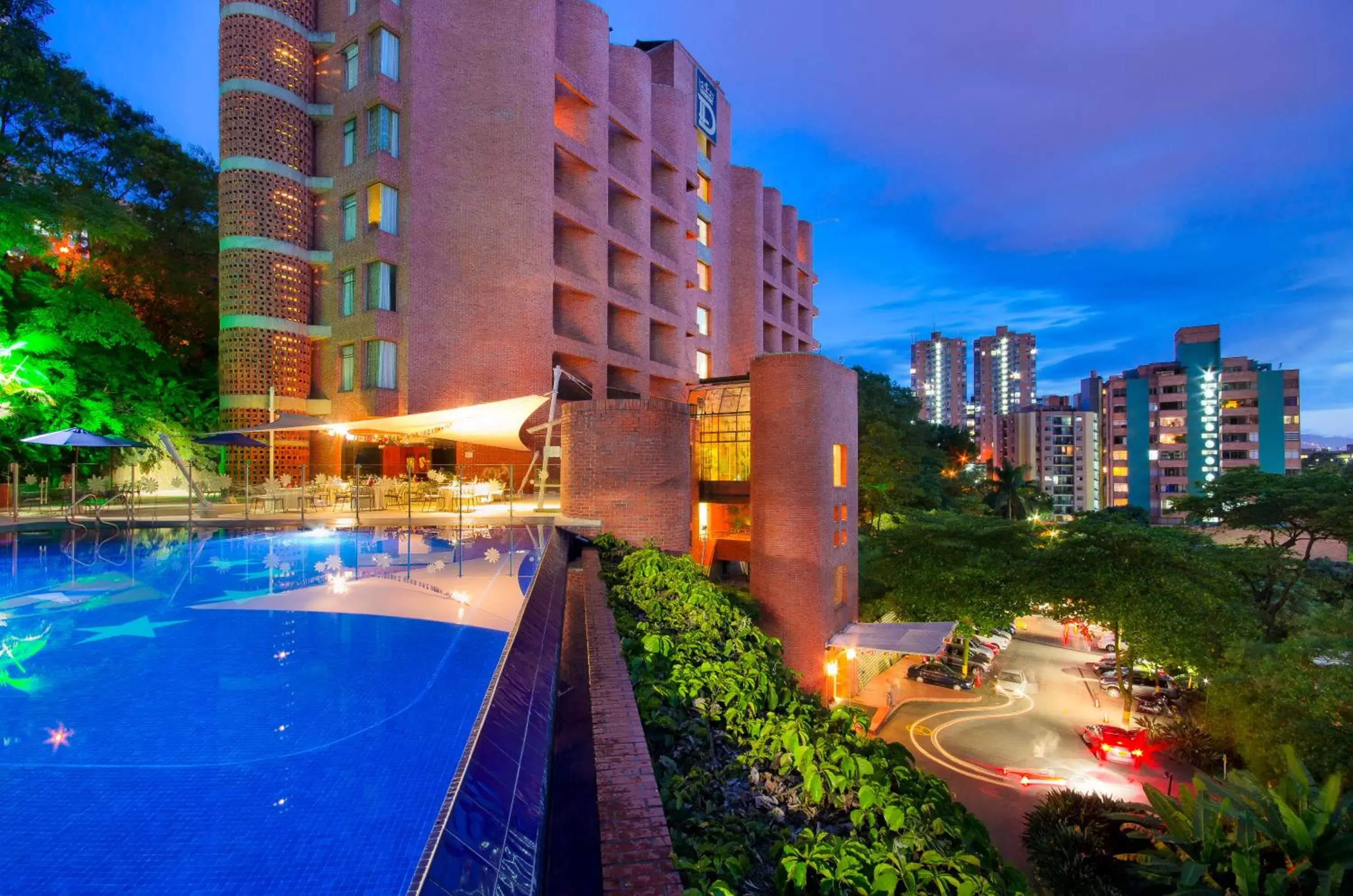 Swimming Pool in Hotel Dann Carlton Belfort Medellin