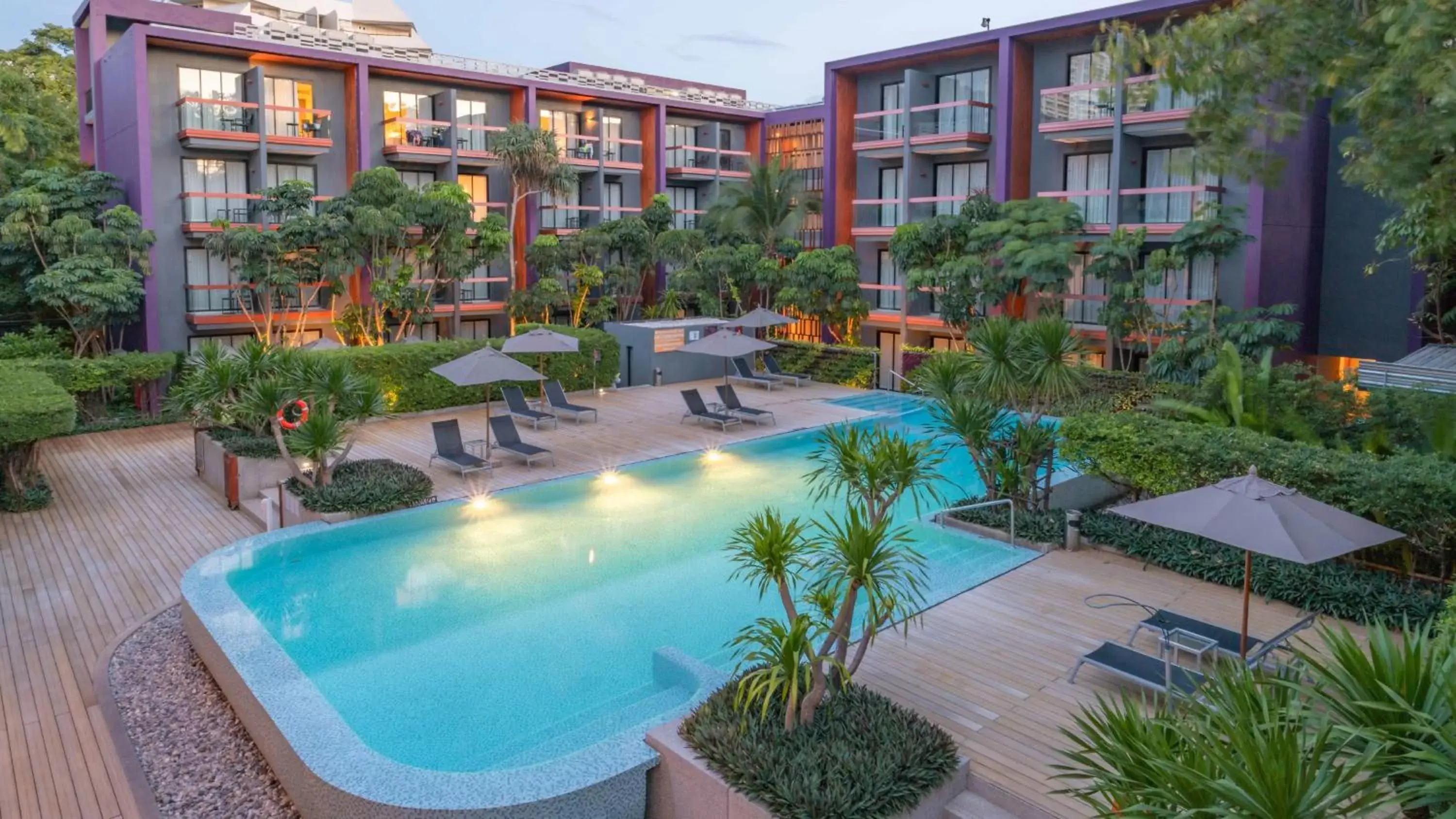 Swimming Pool in Holiday Inn Express Phuket Patong Beach Central, an IHG Hotel