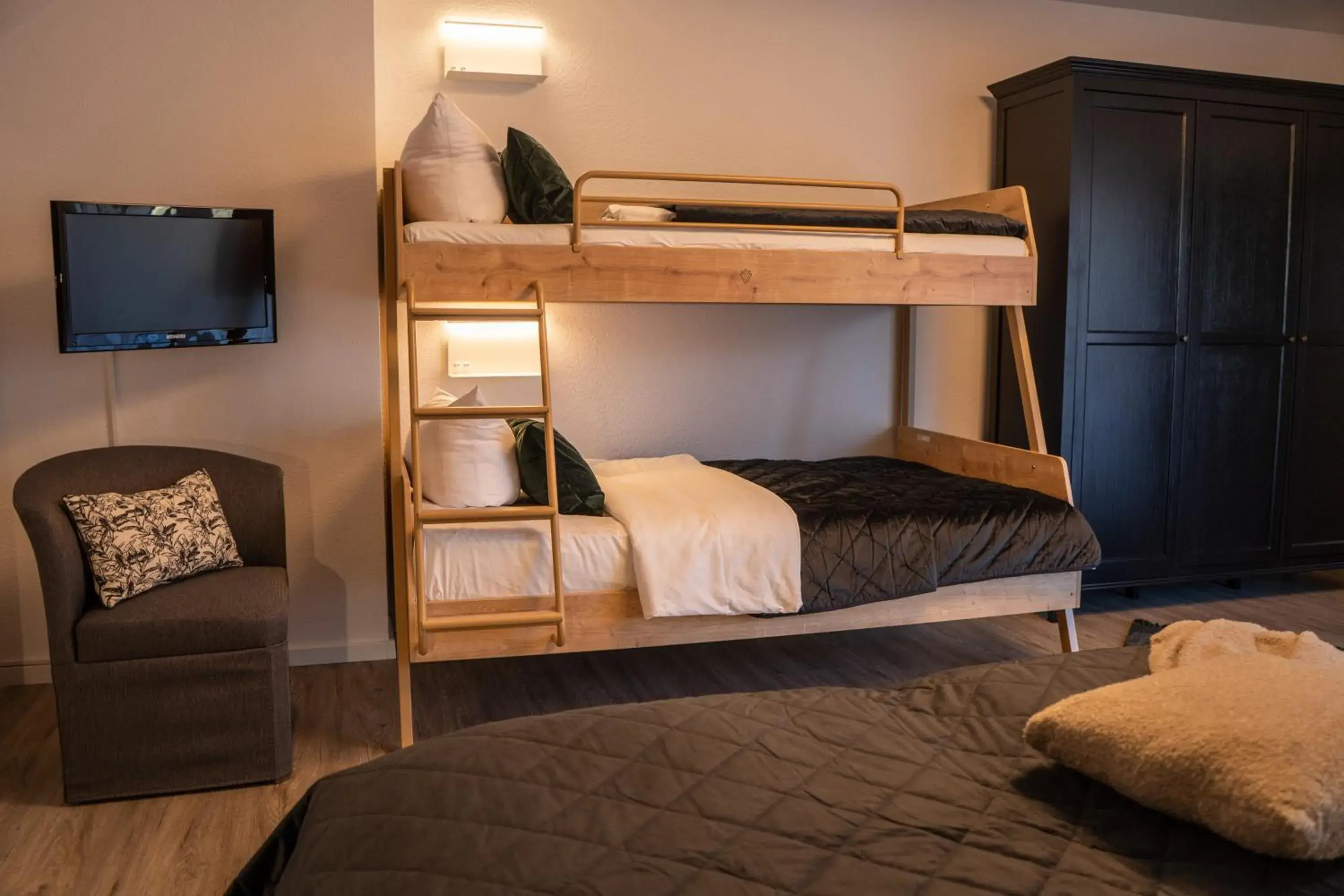 Bedroom, Bunk Bed in Hotel & Restaurant Am Alten Rhin