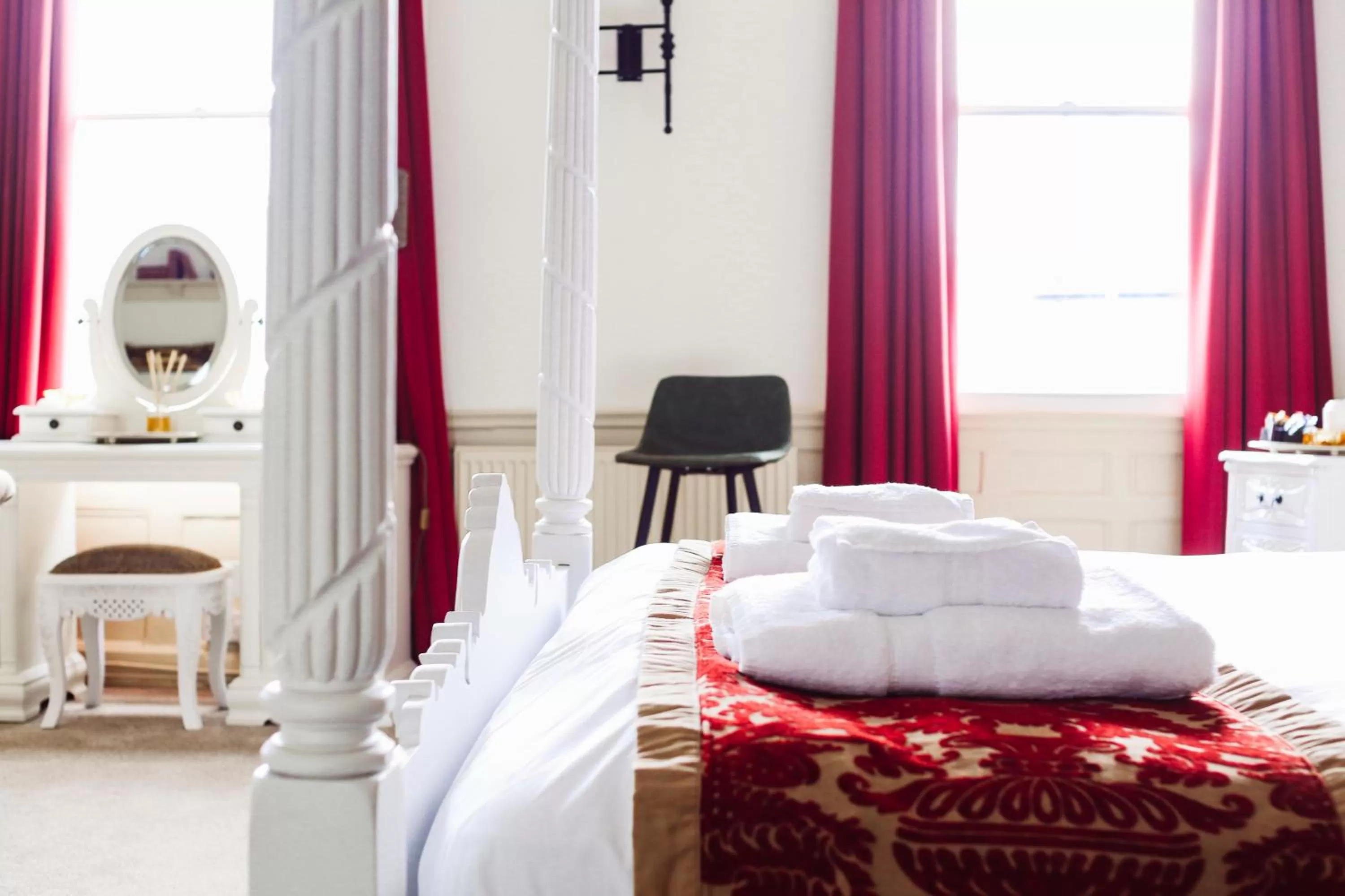 Bed in The Old Crown Coaching Inn