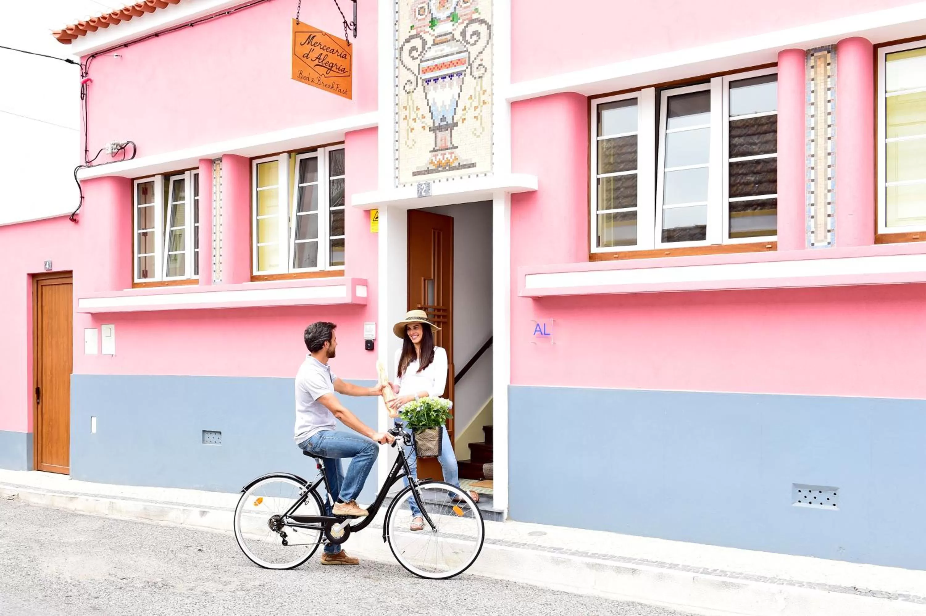 Facade/entrance in Mercearia D'Alegria Boutique B&B