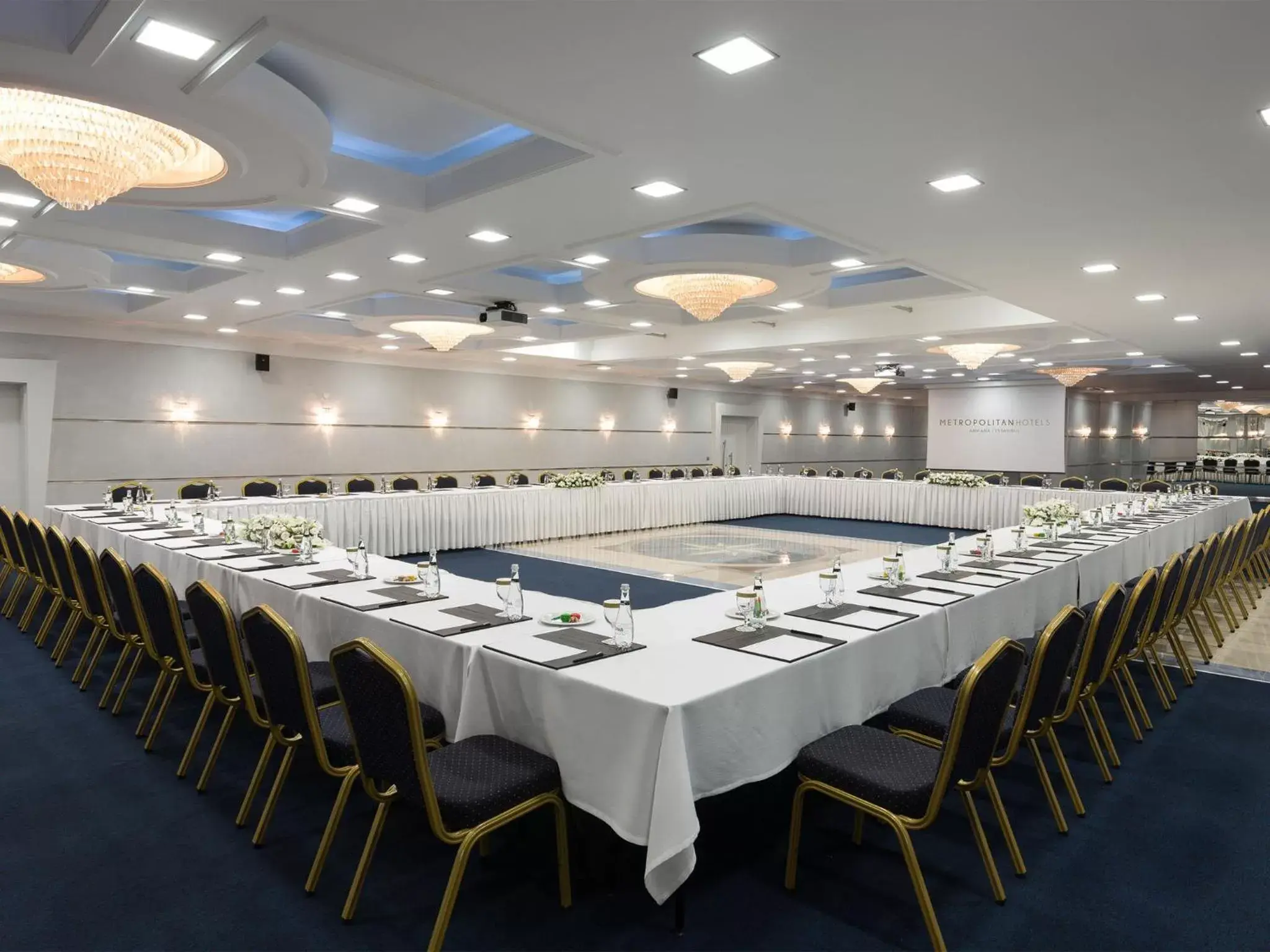 Meeting/conference room in Metropolitan Hotels Ankara