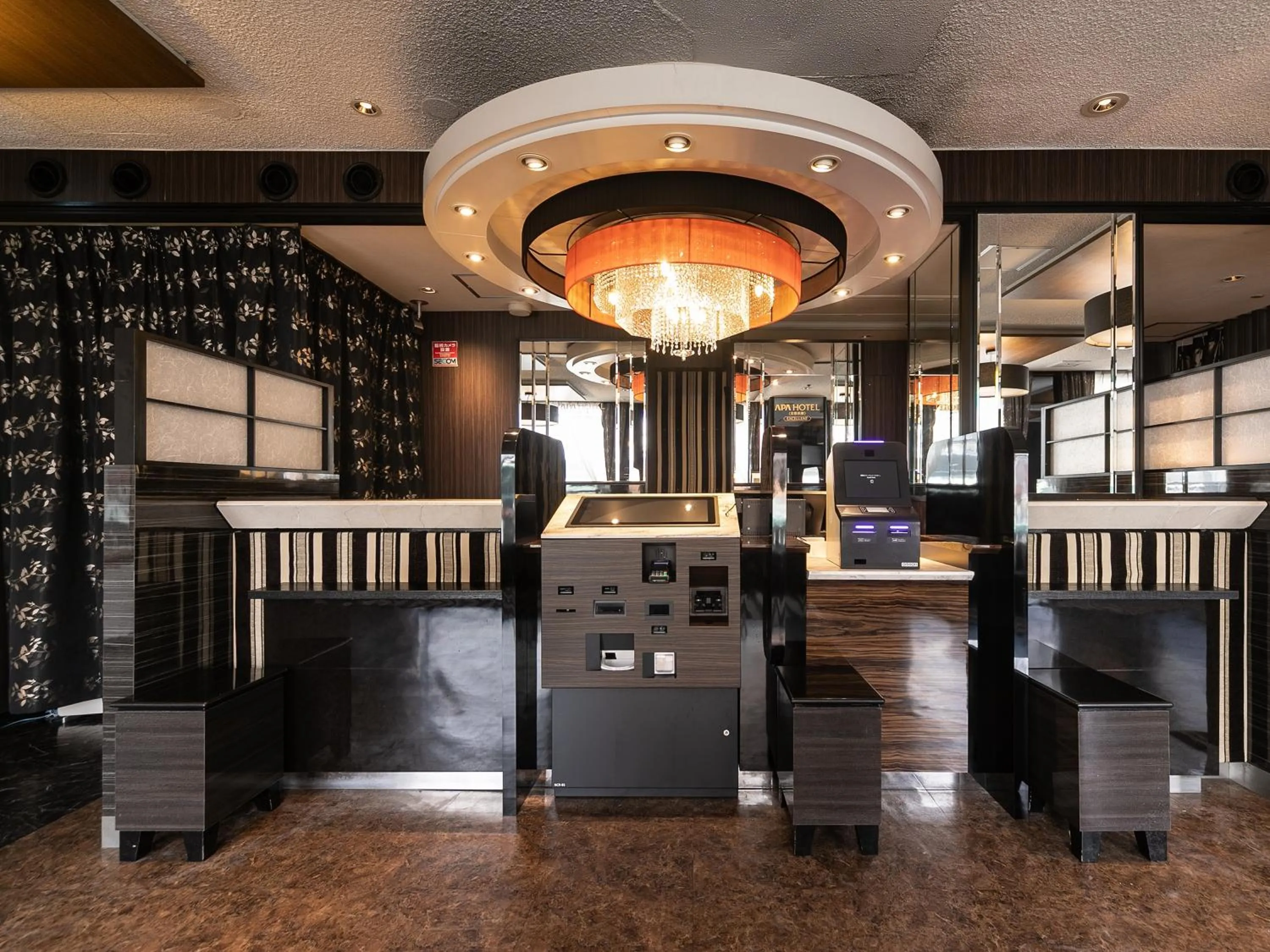 Lobby or reception in APA Hotel Kyoto Gion Excellent