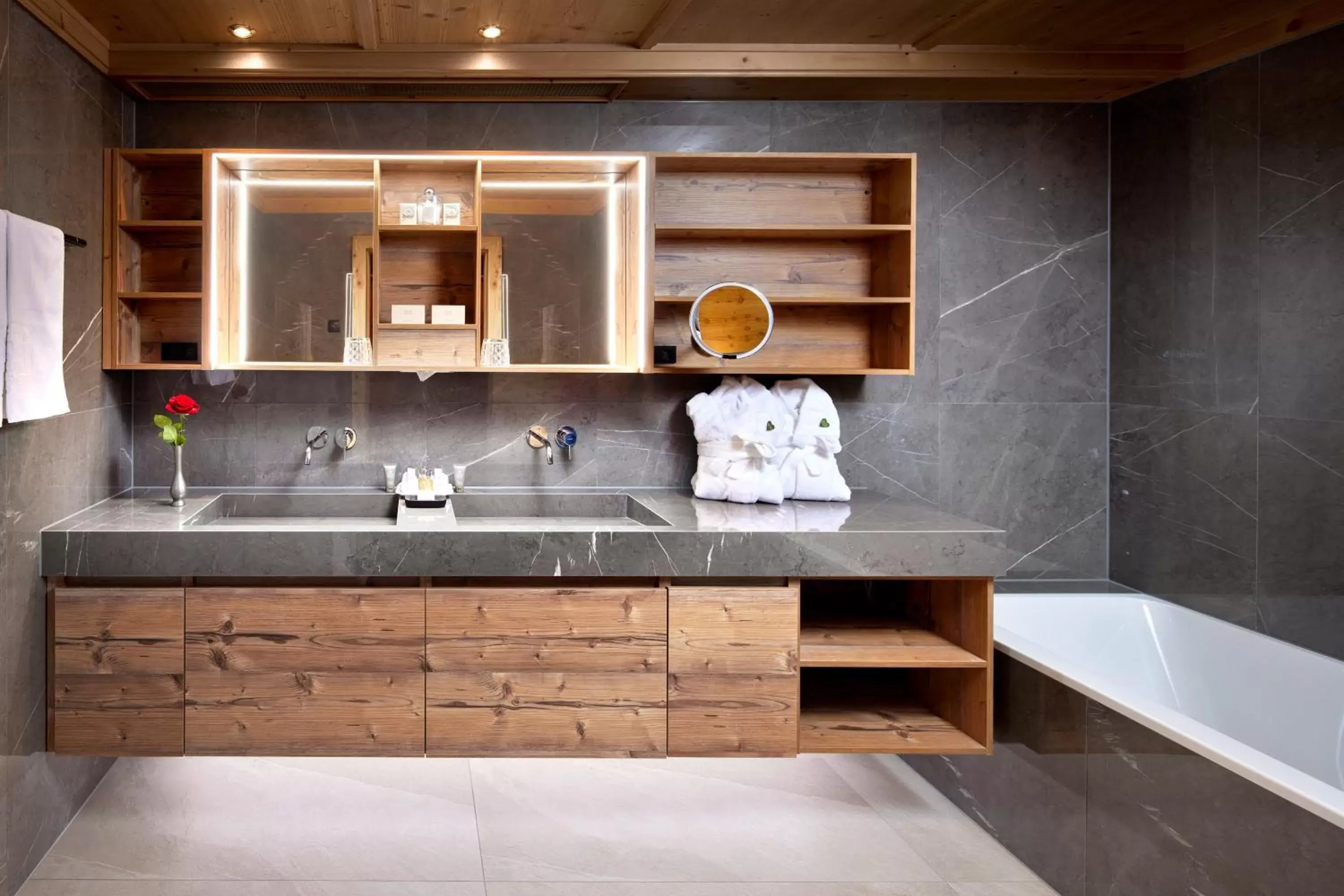 Bathroom in Relais&Châteaux Spa-Hotel Jagdhof Bathroom in Relais&Châteaux Spa-Hotel Jagdhof