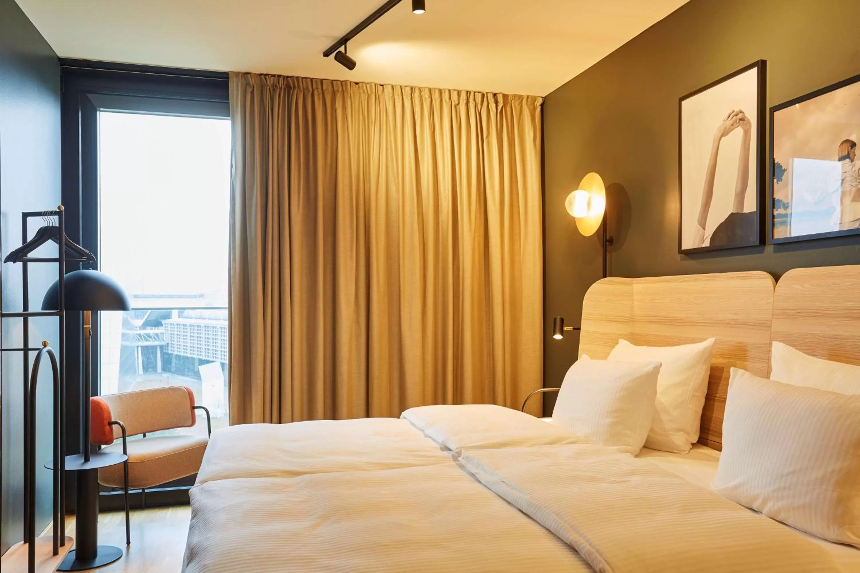 Bedroom, Bed in Scandic Frankfurt Hafenpark
