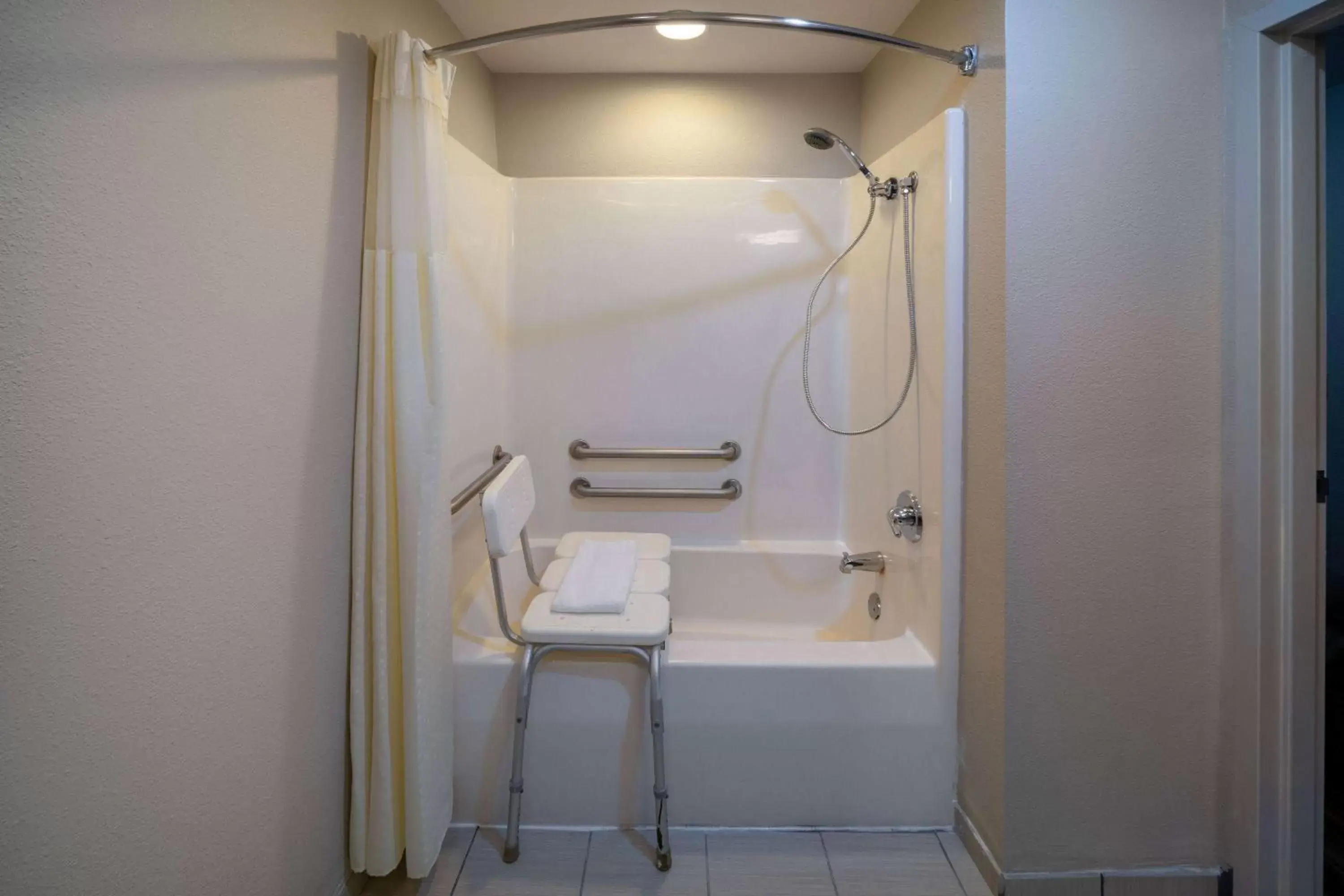 Bathroom in Microtel Inn & Suites by Wyndham Bossier City