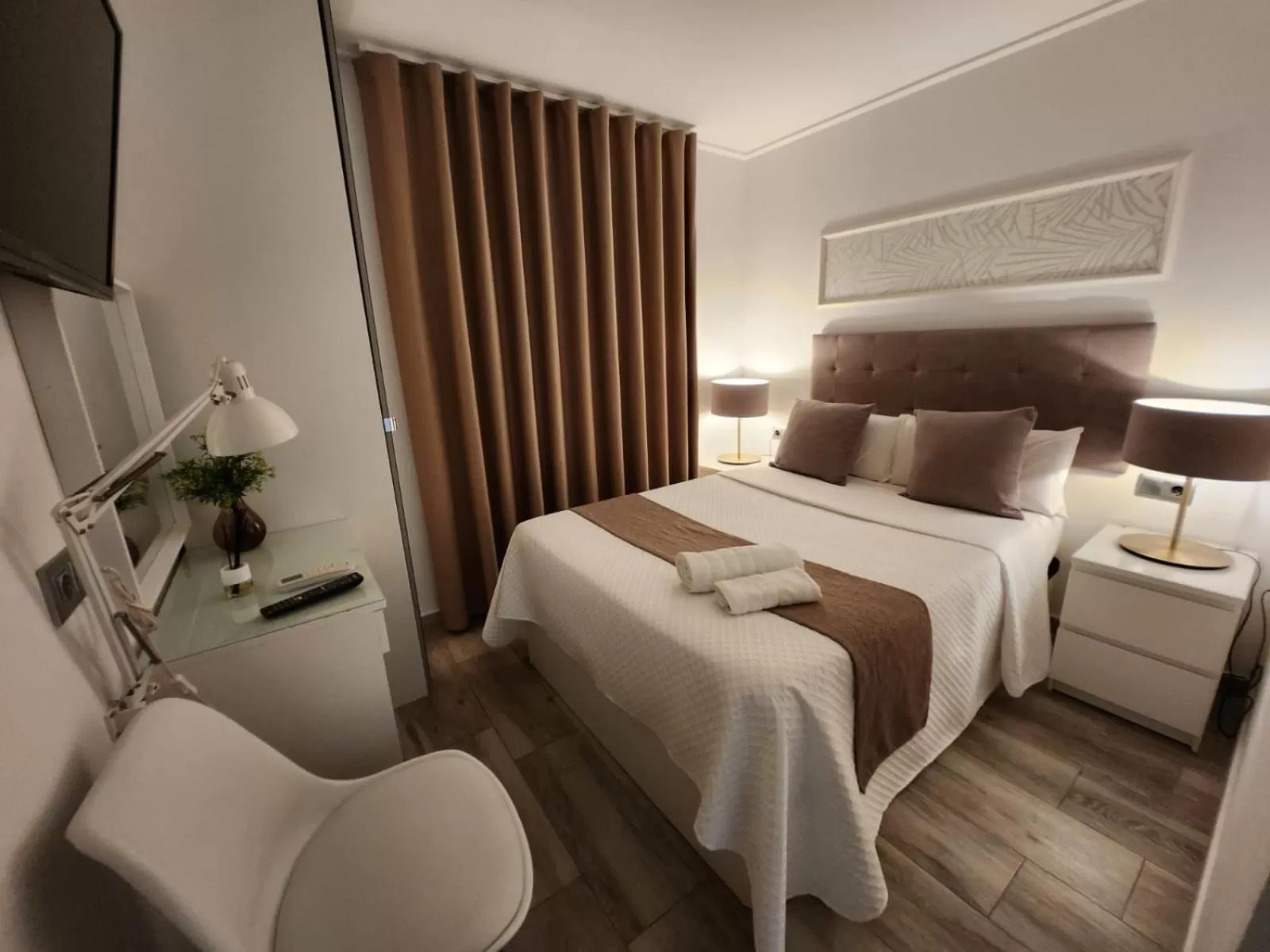 Bed in DON LEONE Hotel