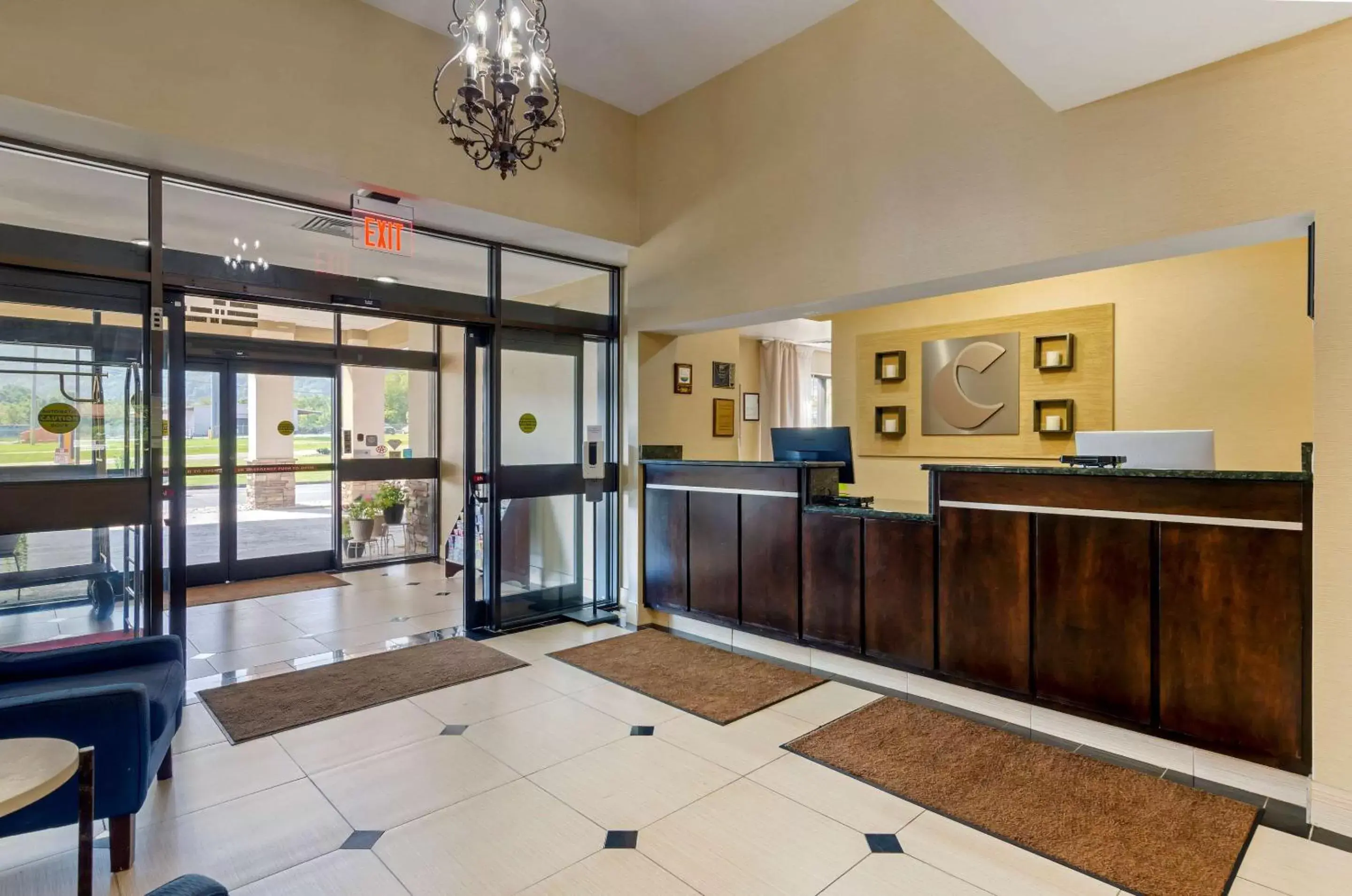 Lobby or reception, Lobby/Reception in Comfort Inn Bluefield