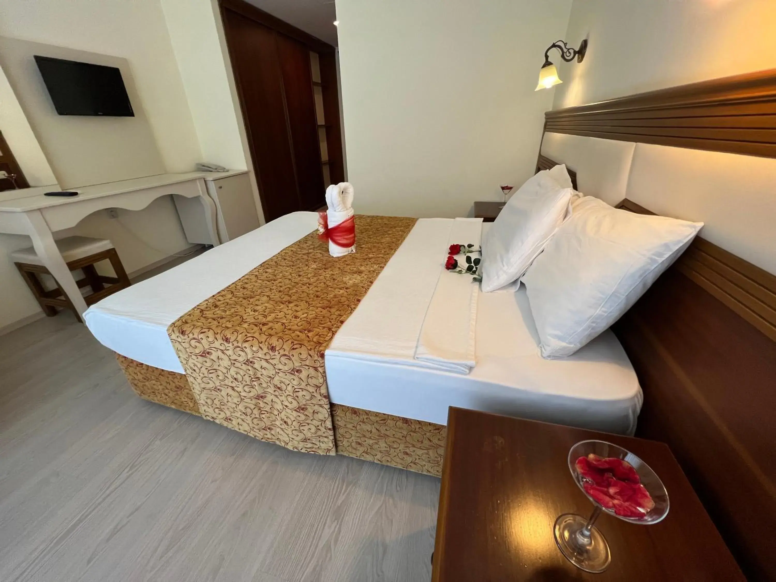 Bed in Valeri Beach Hotel