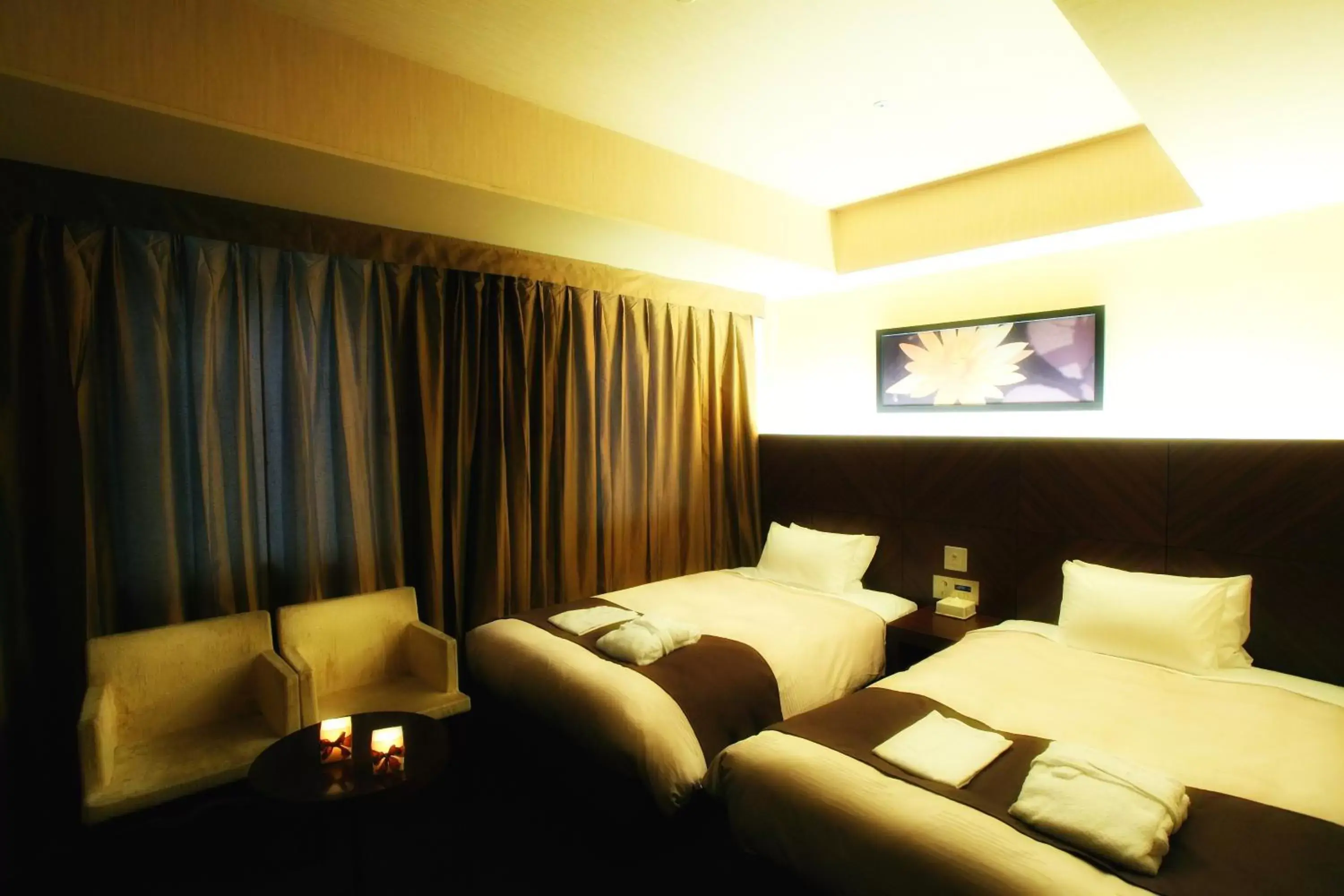 Photo of the whole room, Bed in Lagunasuite Nagoya