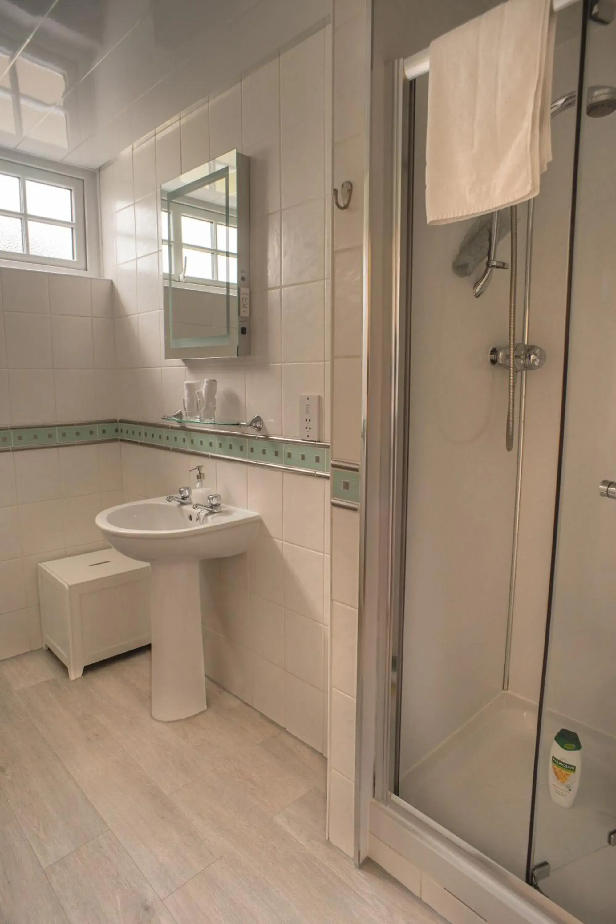 Bathroom in Meadowcroft Guest House