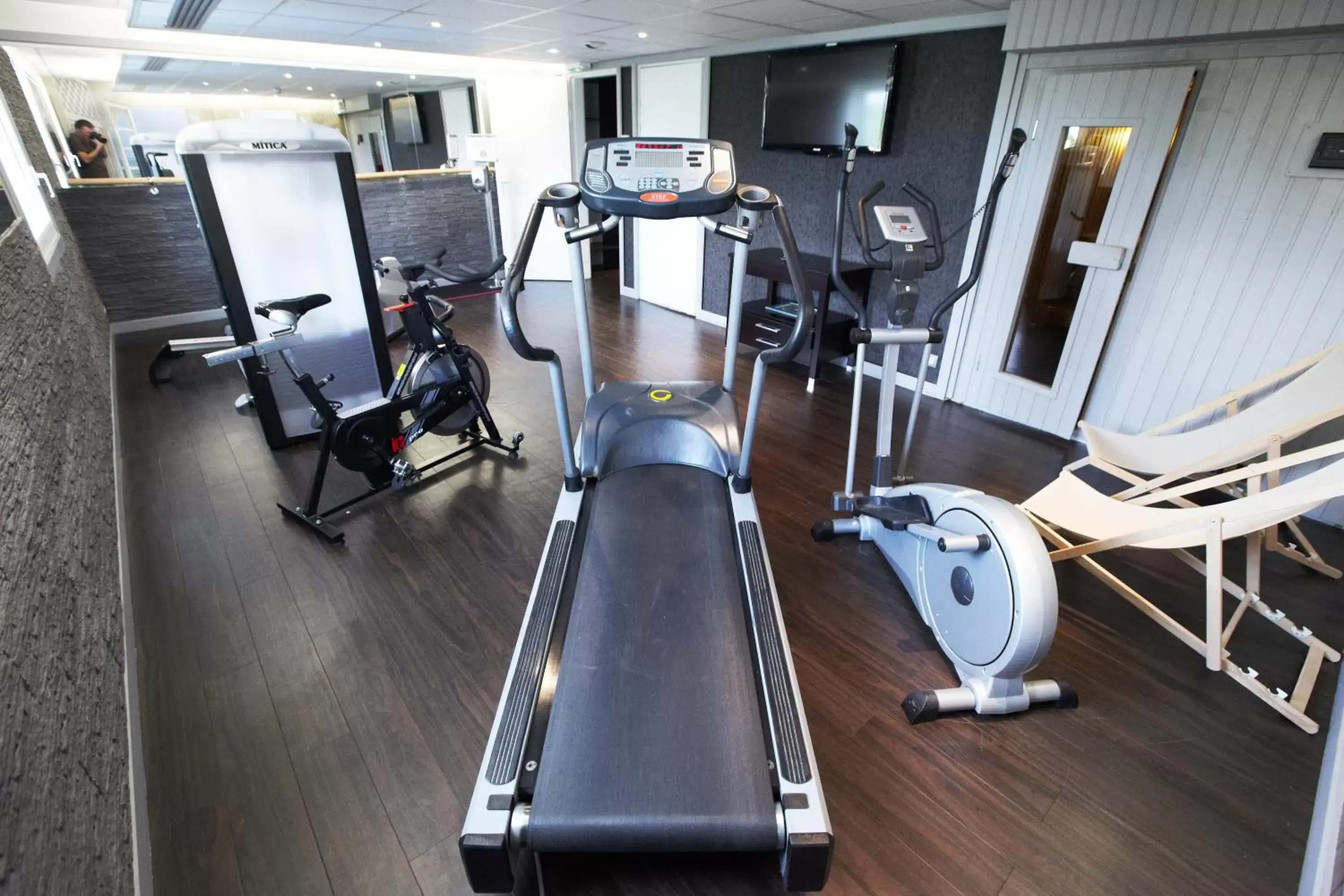 Fitness centre/facilities, Fitness Center/Facilities in Golden Tulip Paris CDG Airport – Villepinte