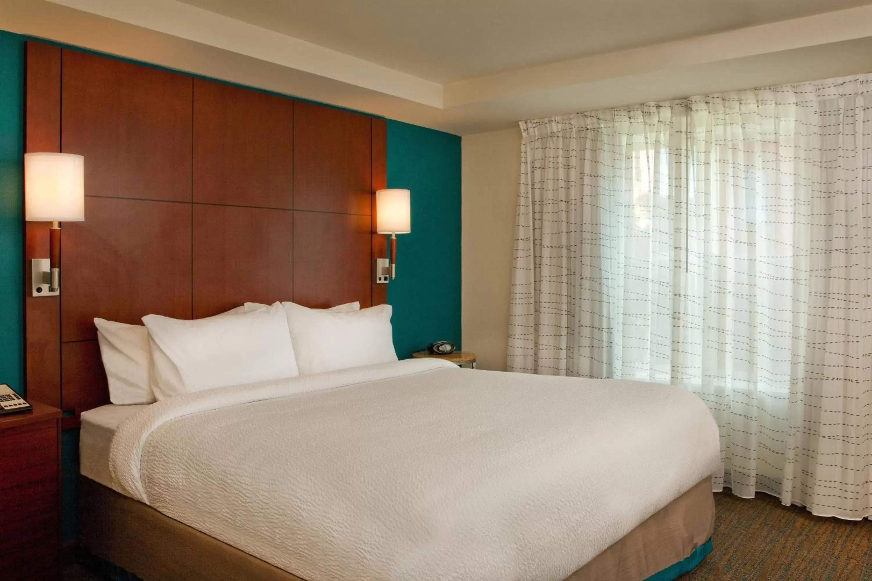 Photo of the whole room, Bed in Residence Inn by Marriott Syracuse Downtown at Armory Square