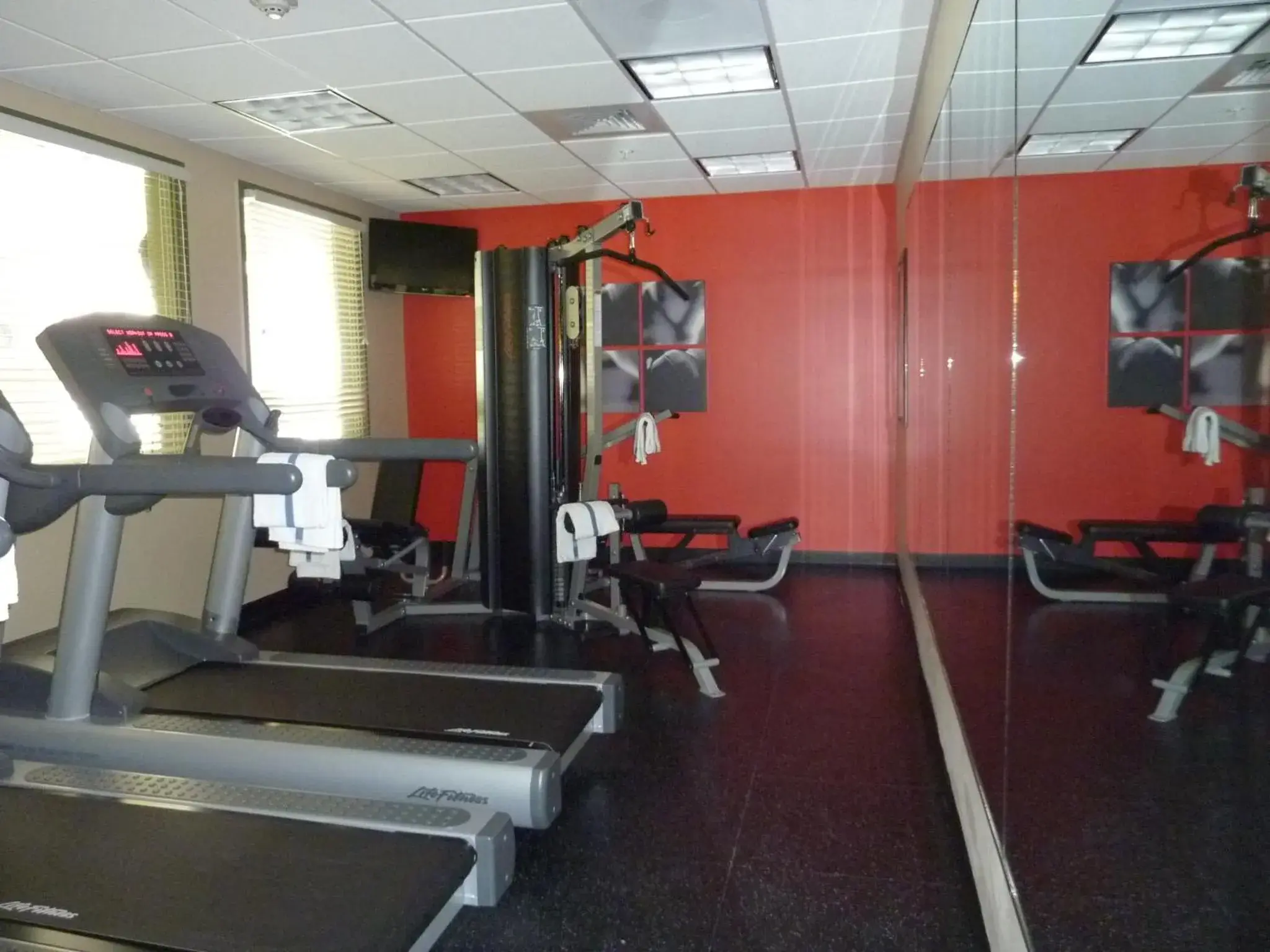 Fitness centre/facilities, Fitness Center/Facilities in Country Inn & Suites by Radisson, Concord (Kannapolis), NC