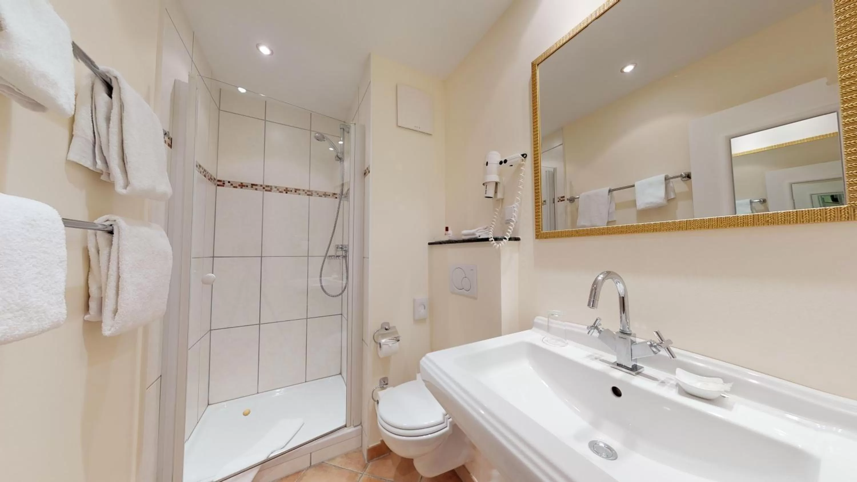 Photo of the whole room in DORMERO Hotel Coburg