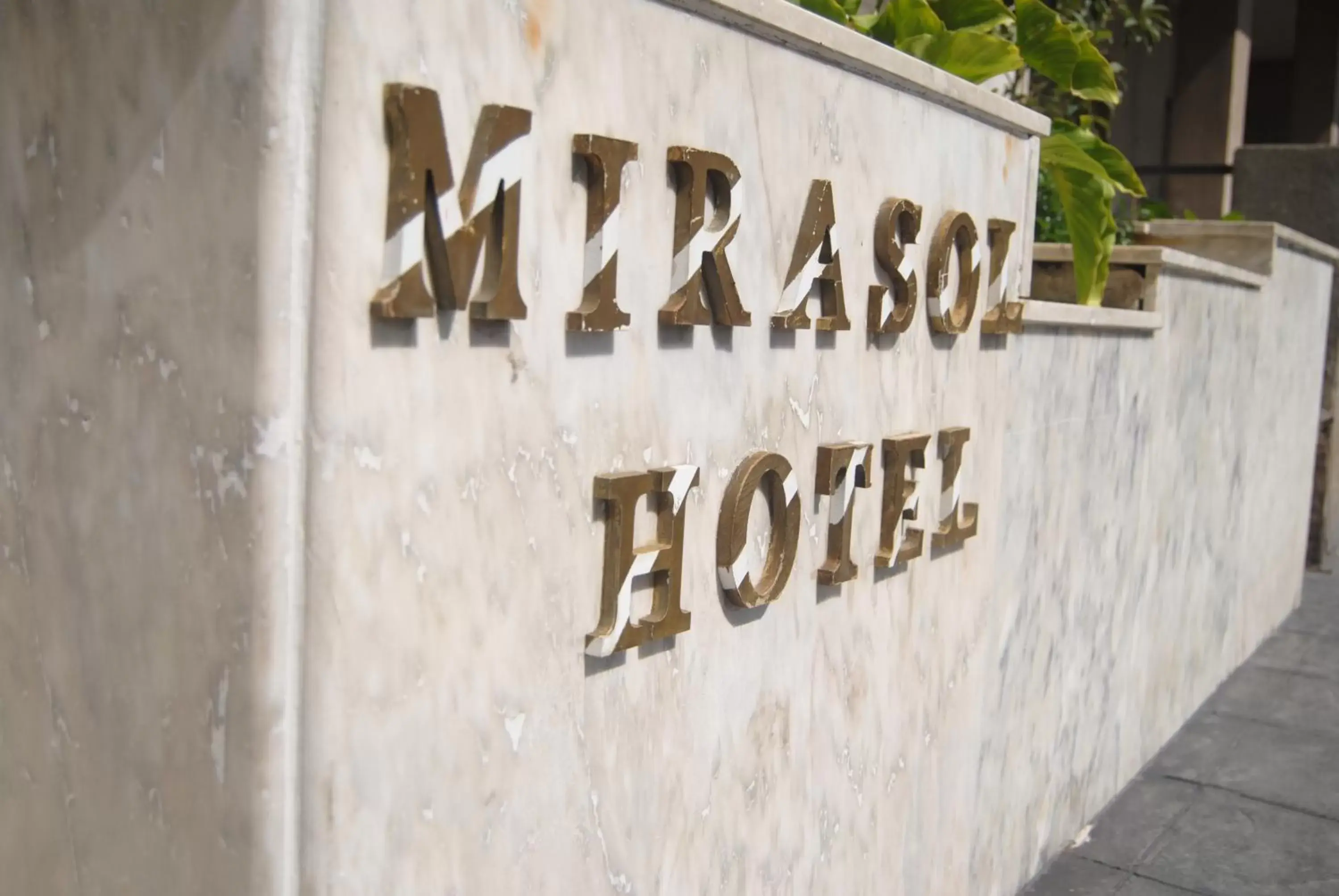 Facade/entrance, Property Logo/Sign in Hotel Mirasol