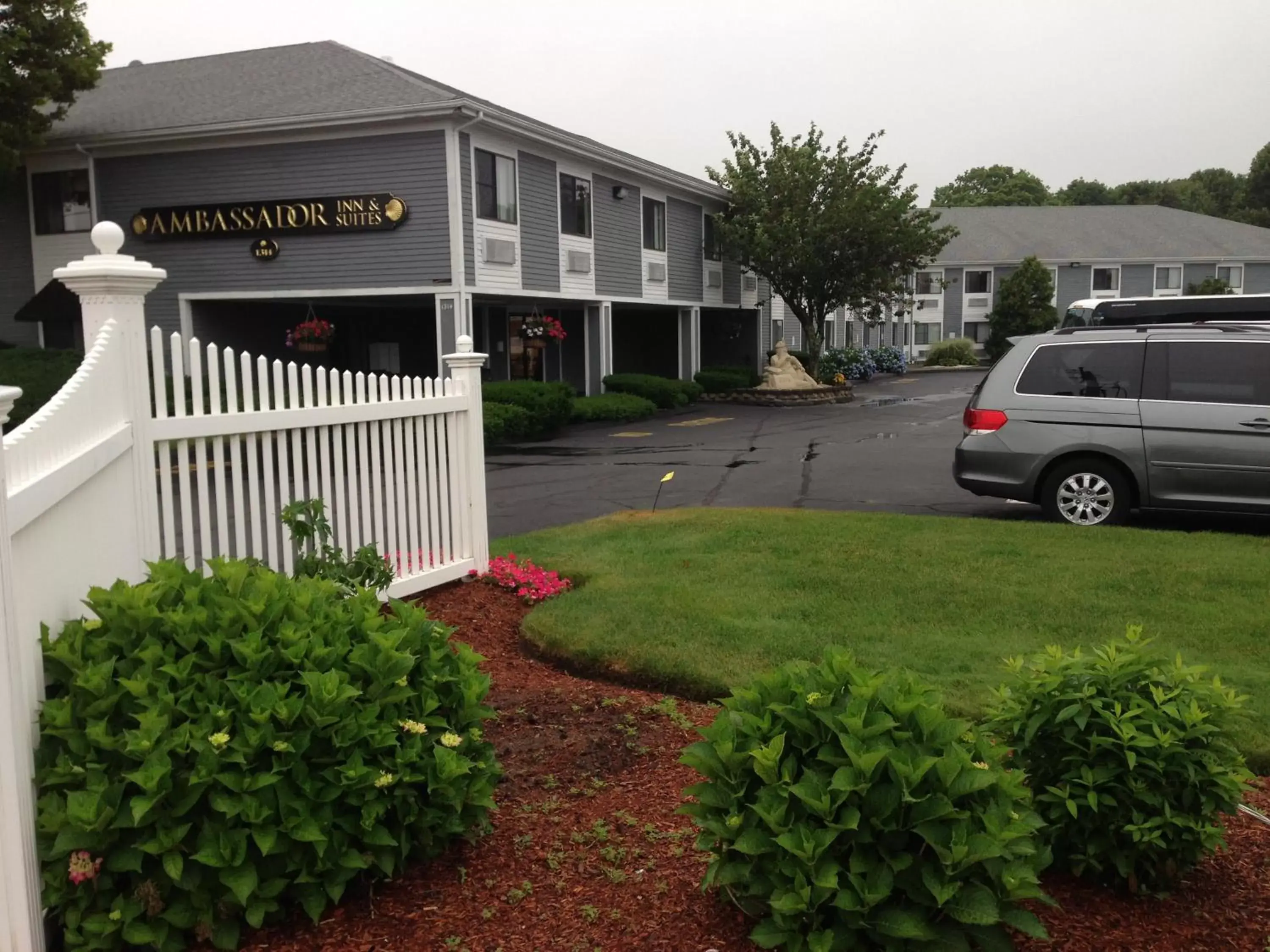 Facade/entrance, Property Building in Ambassador Inn and Suites