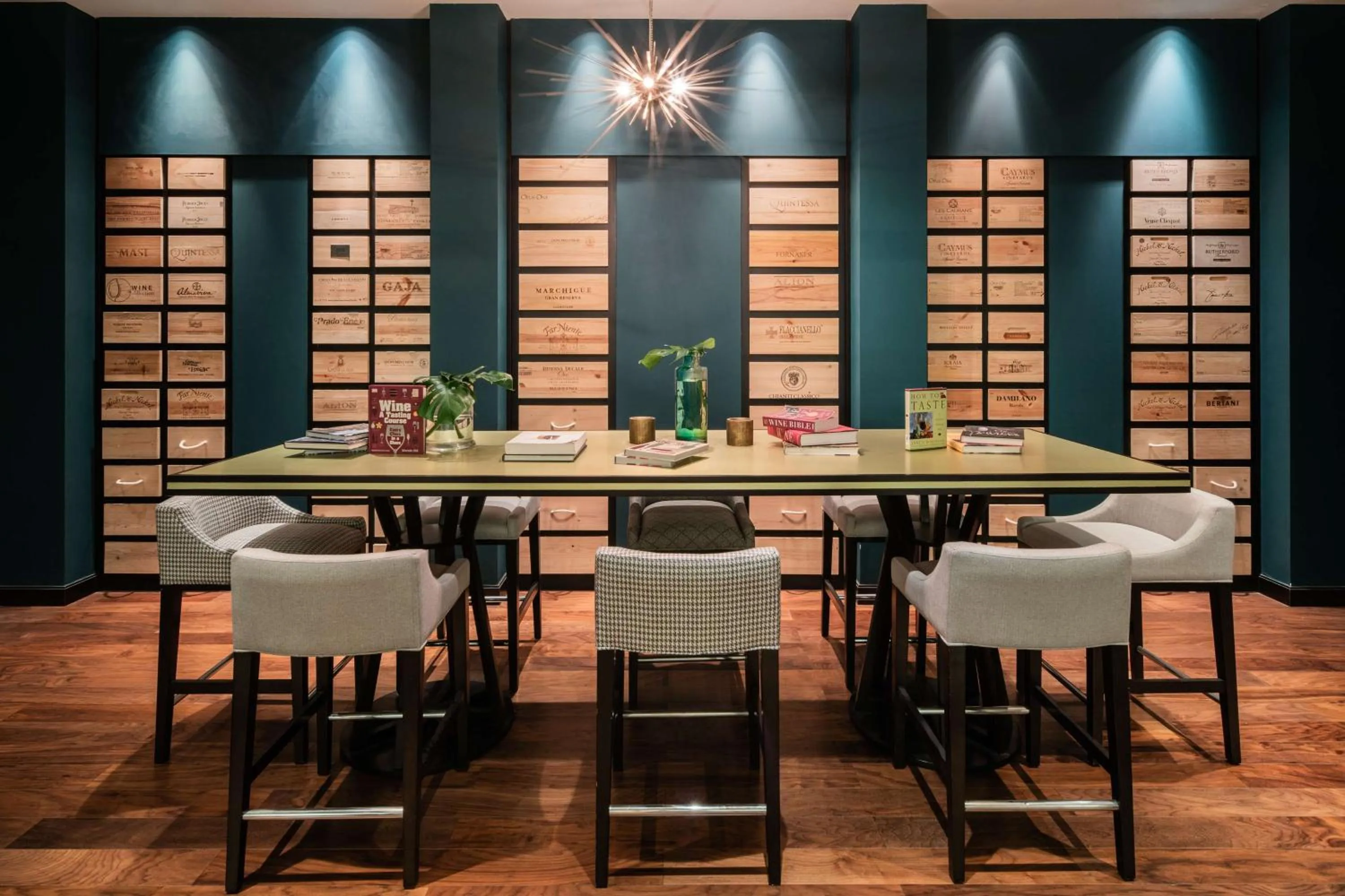 Restaurant/places to eat in Radisson Collection Muscat, Hormuz Grand