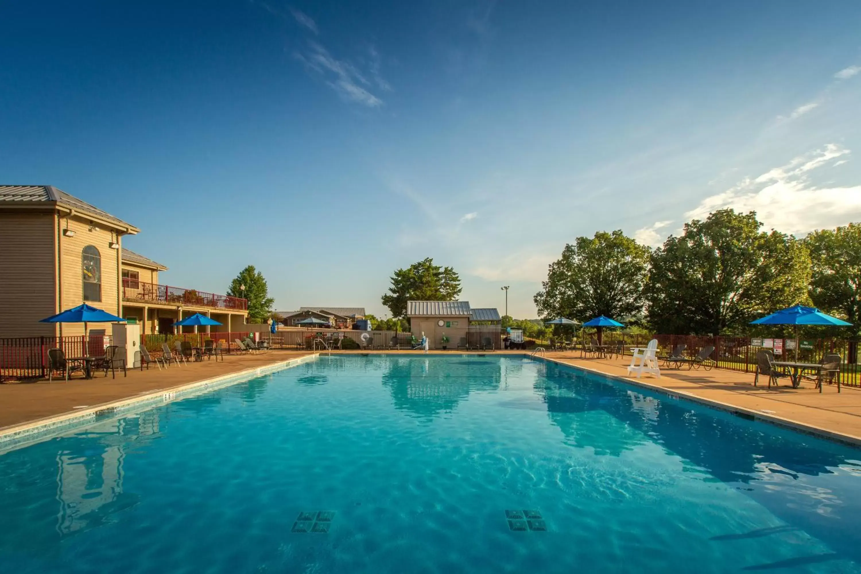 Swimming Pool in Holiday Inn Club Vacations Timber Creek Resort at De Soto